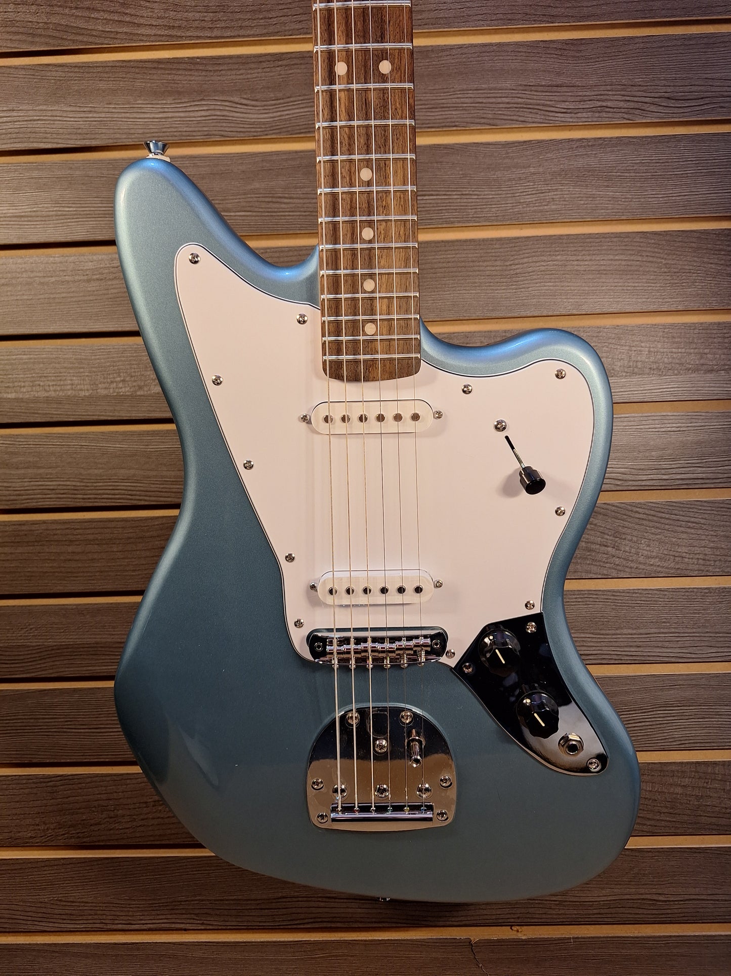 "Used" Fender Squier Jaguar FRS AFF LRL WPG IBM