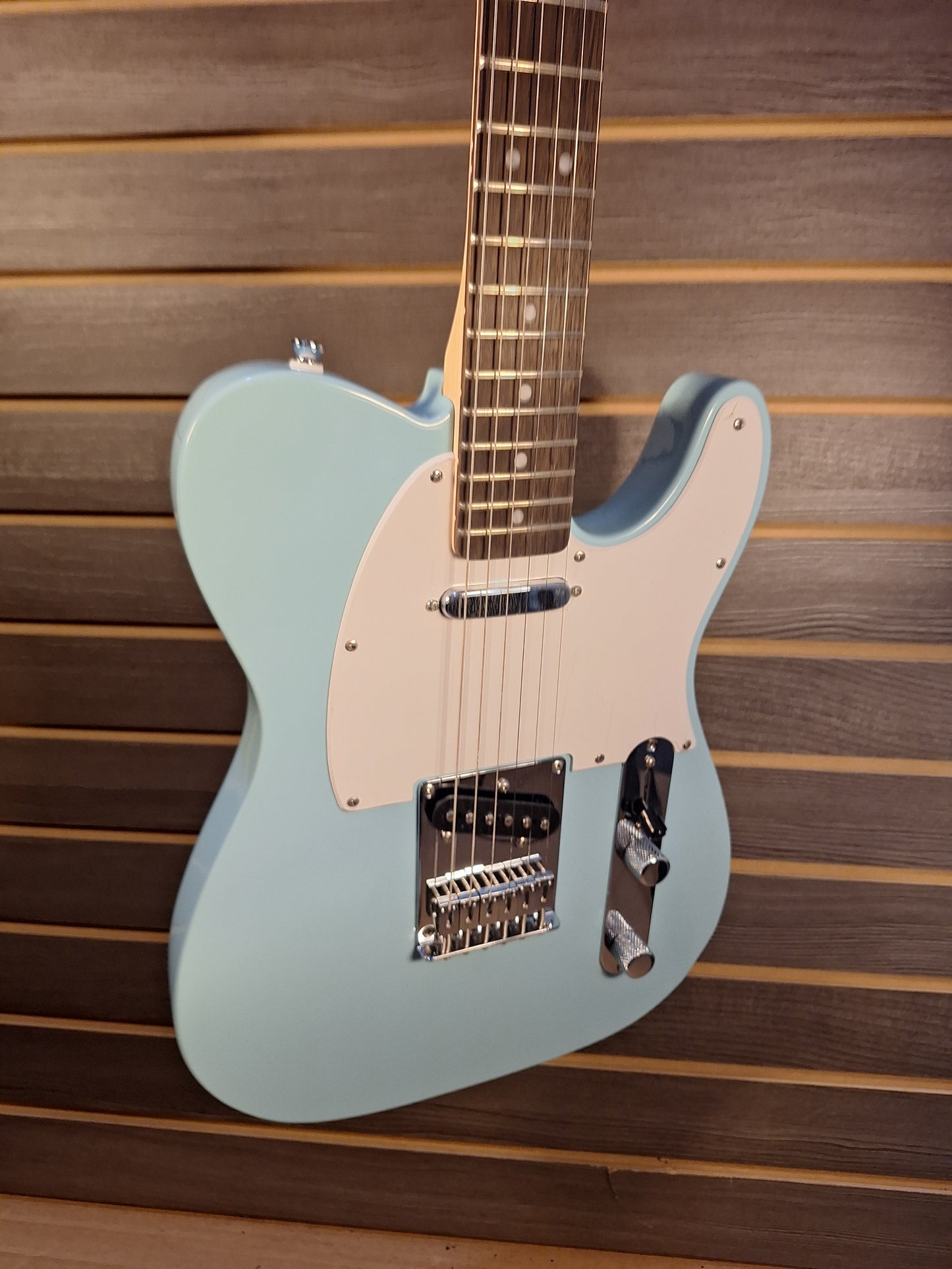 "Used" Fender Squier Telecaster Sonic FSR LRL WPG DPB