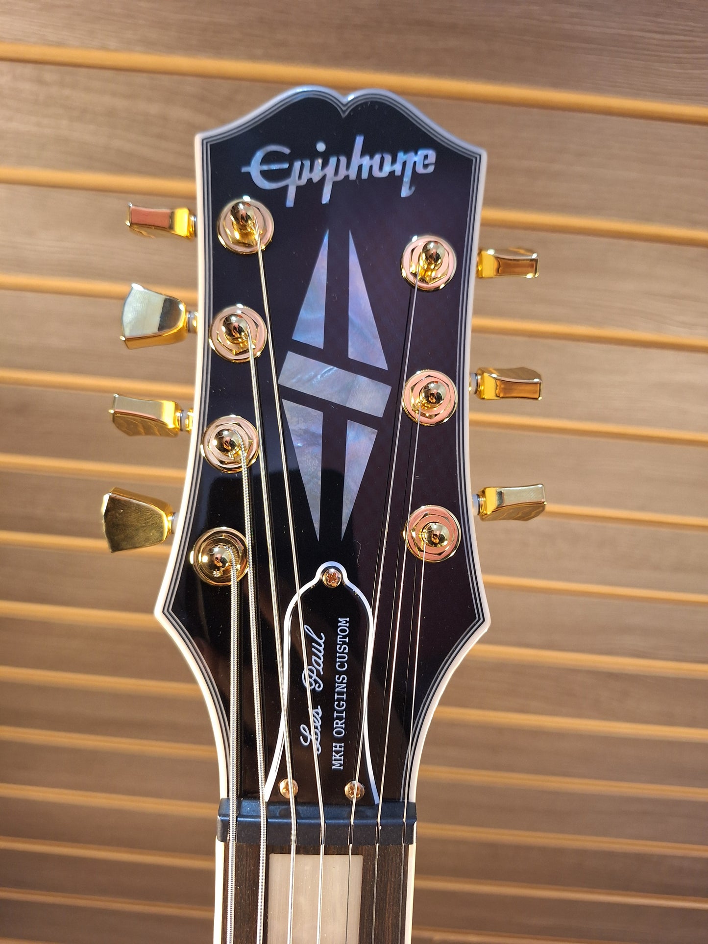 Epiphone Matt Heafy Les Paul 7-String With Hard Case