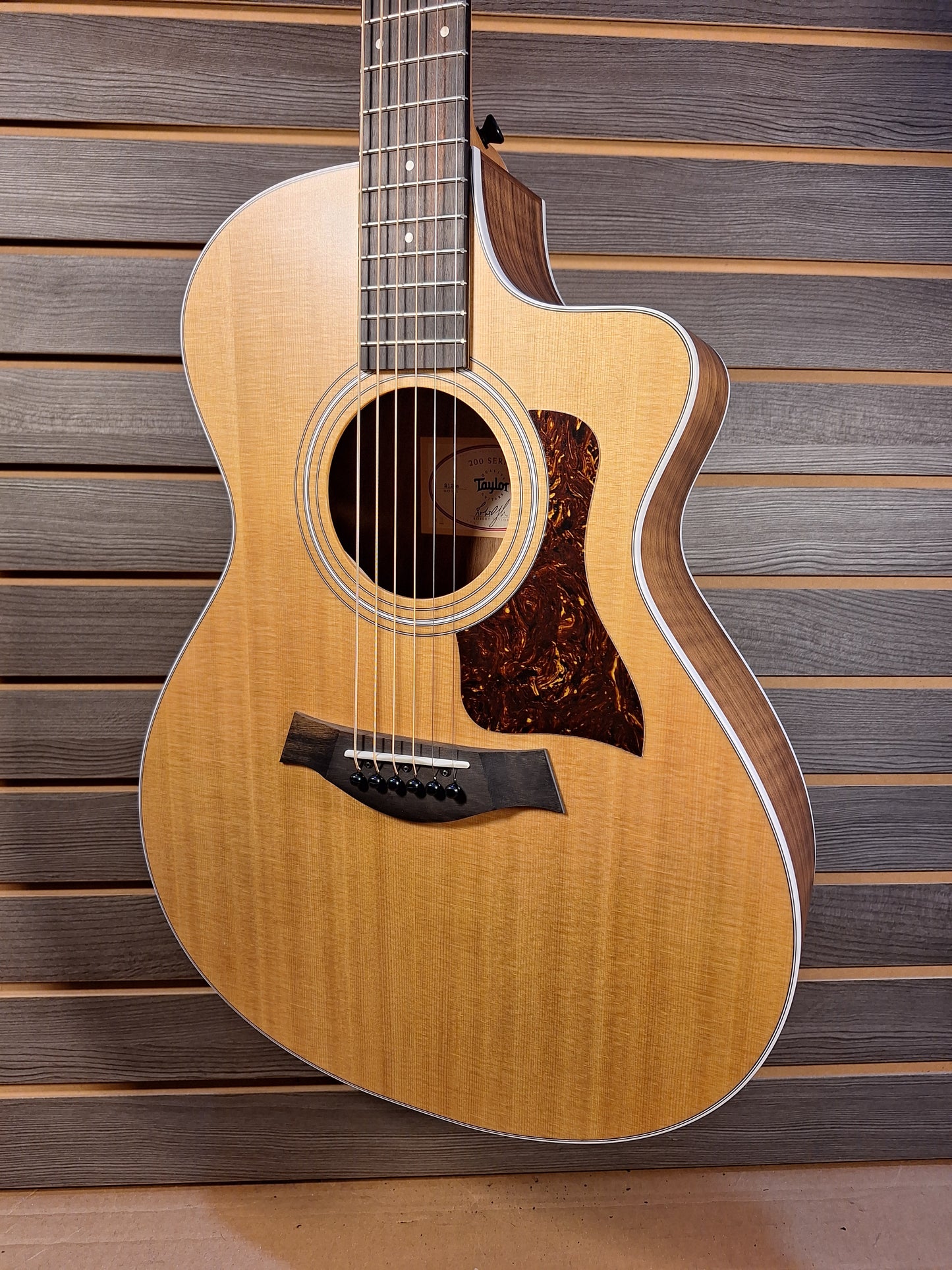 Taylor 212ce AcousticElectric Guitar With Gig Bag