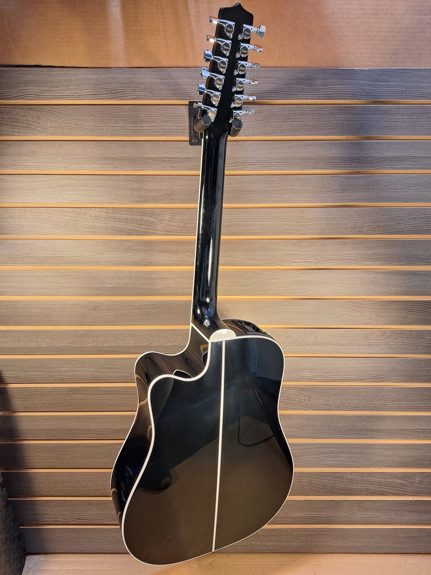 Takamine Legacy EF381SC Acoustic/Electric Guitar With Soft Case