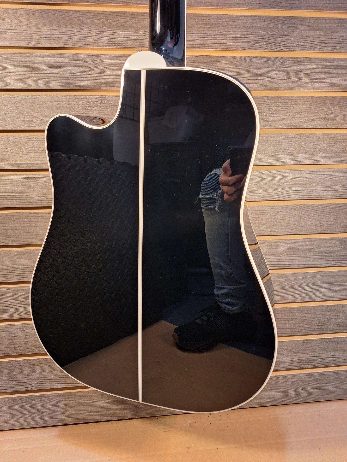 Takamine Legacy EF381SC Acoustic/Electric Guitar With Soft Case