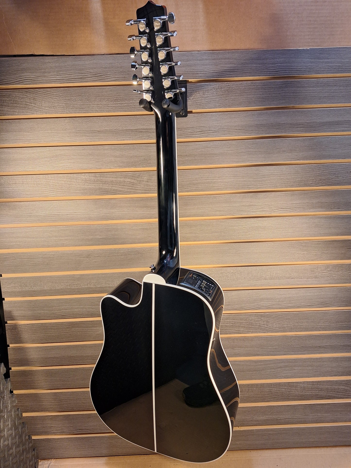 Takamine Legacy EF381SC Acoustic/Electric Guitar With Soft Case