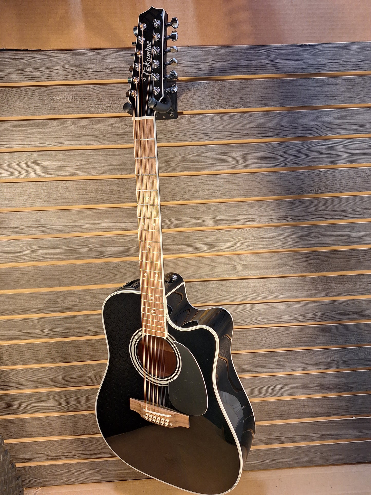 Takamine Legacy EF381SC Acoustic/Electric Guitar With Soft Case