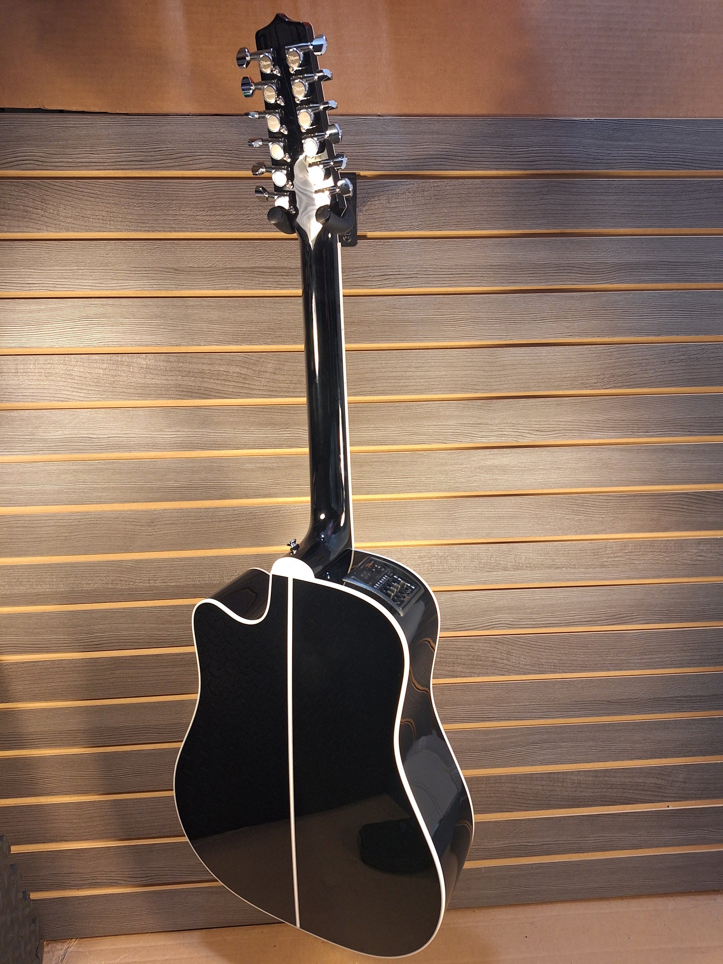 Takamine Legacy EF381SC Acoustic/Electric Guitar With Soft Case