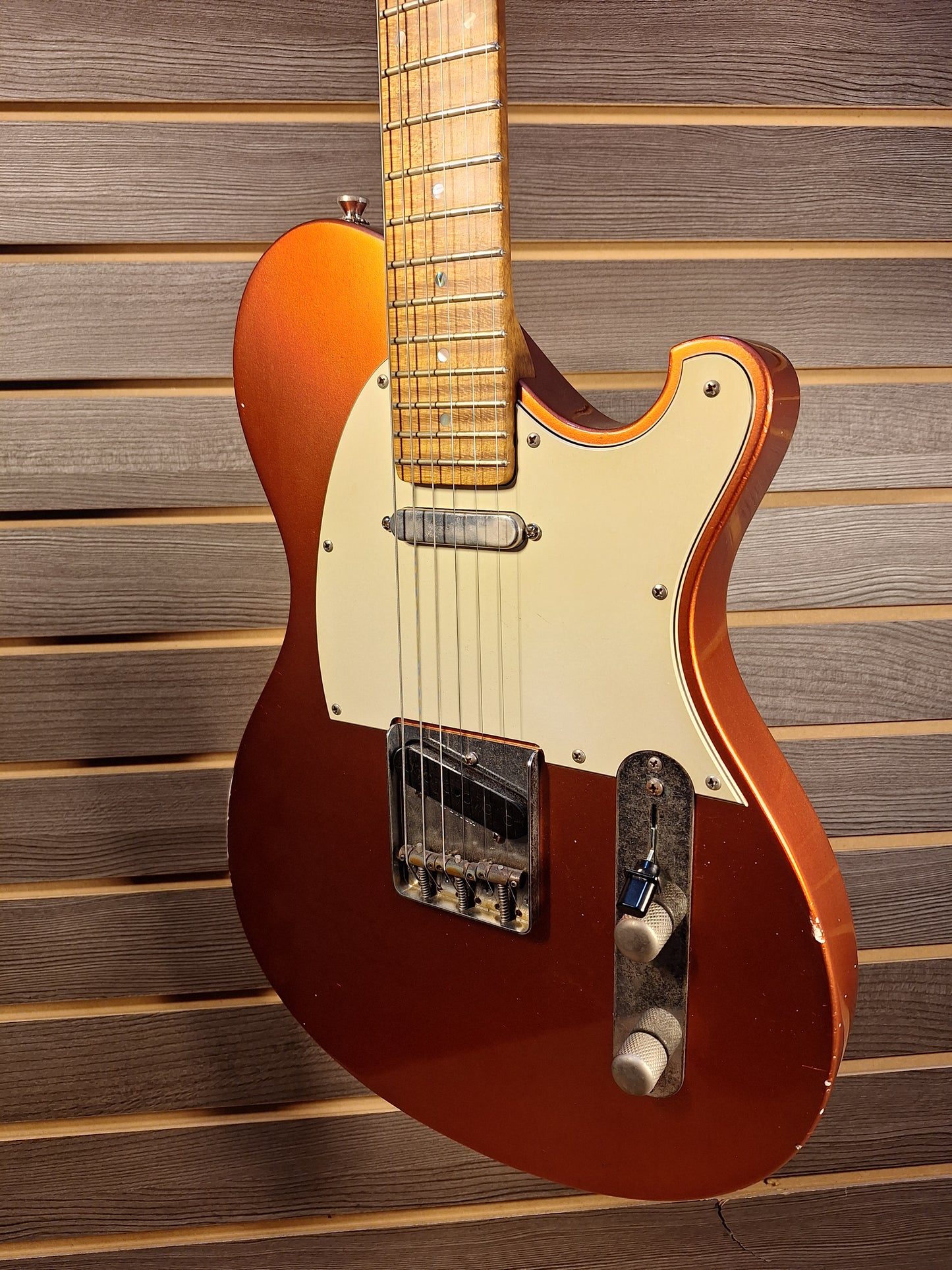 Seth Baccus 2019 Masterbuilt Shoreline T with hard case