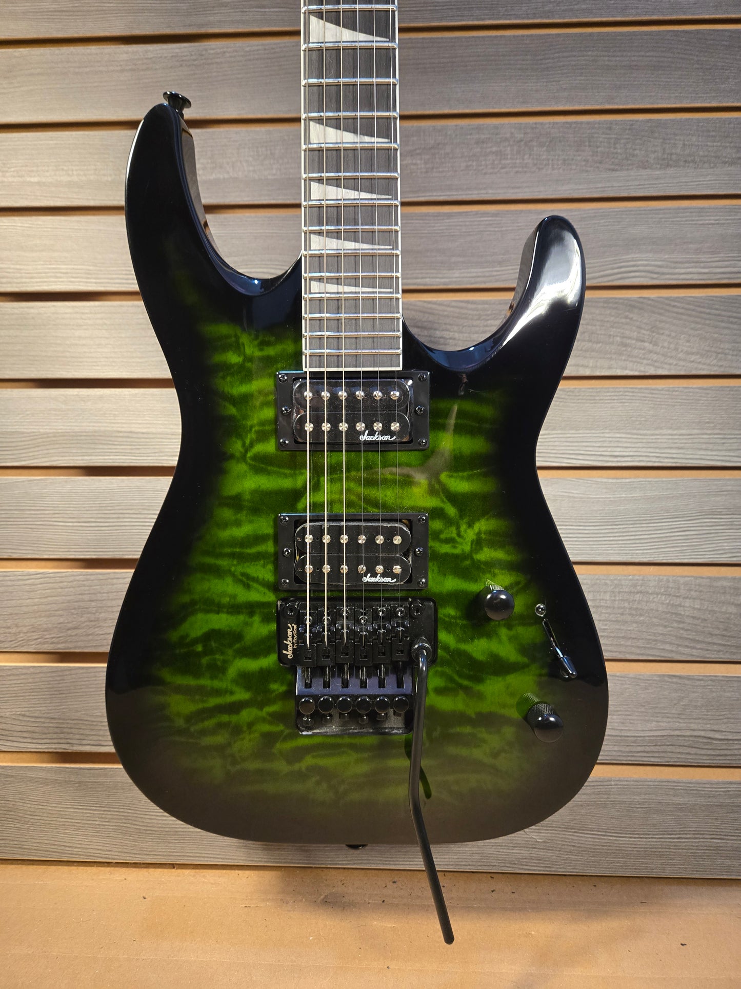 Used Jackson JS32Q DKA Green Burst