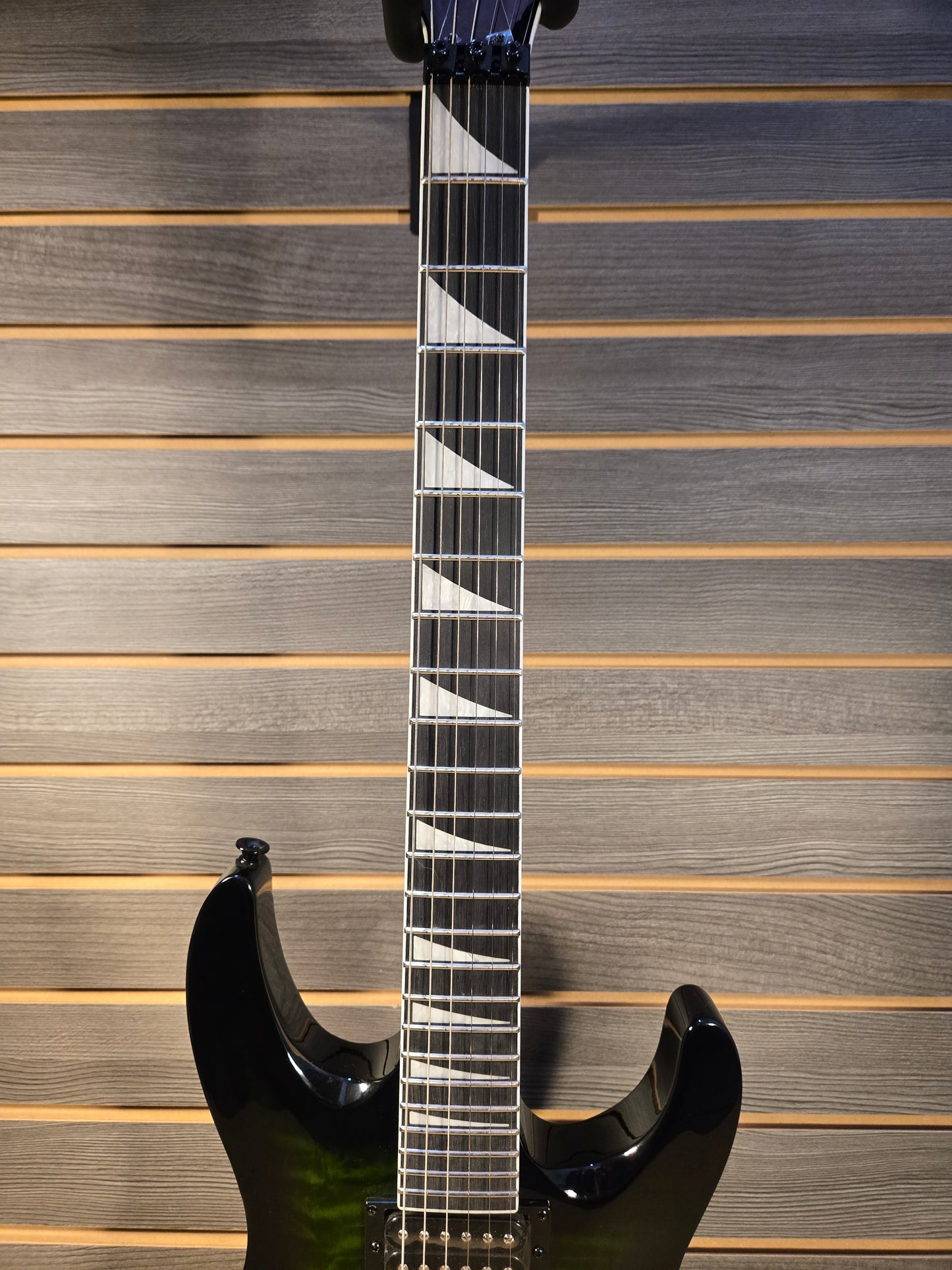 Used Jackson JS32Q DKA Green Burst