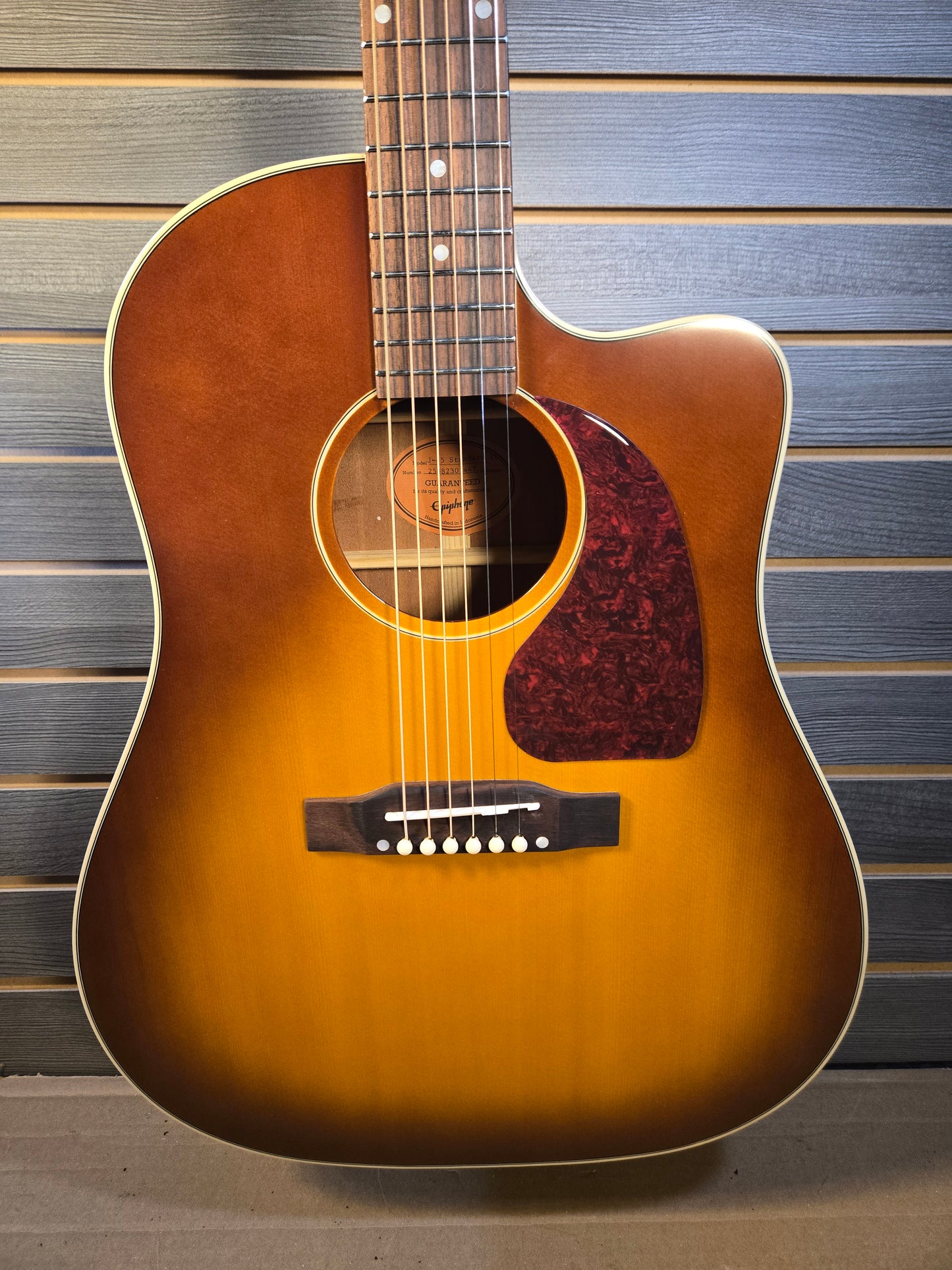 Epiphone J-45 Standard EC Honey Burst With Premium Gig Bag