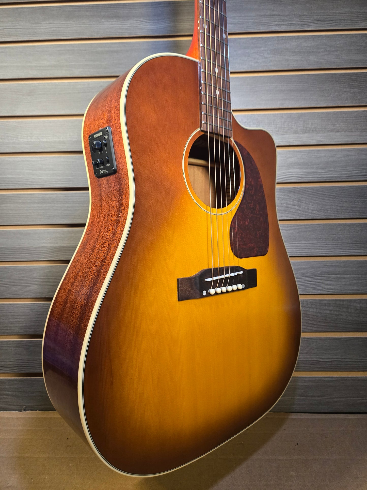 Epiphone J-45 Standard EC Honey Burst With Premium Gig Bag