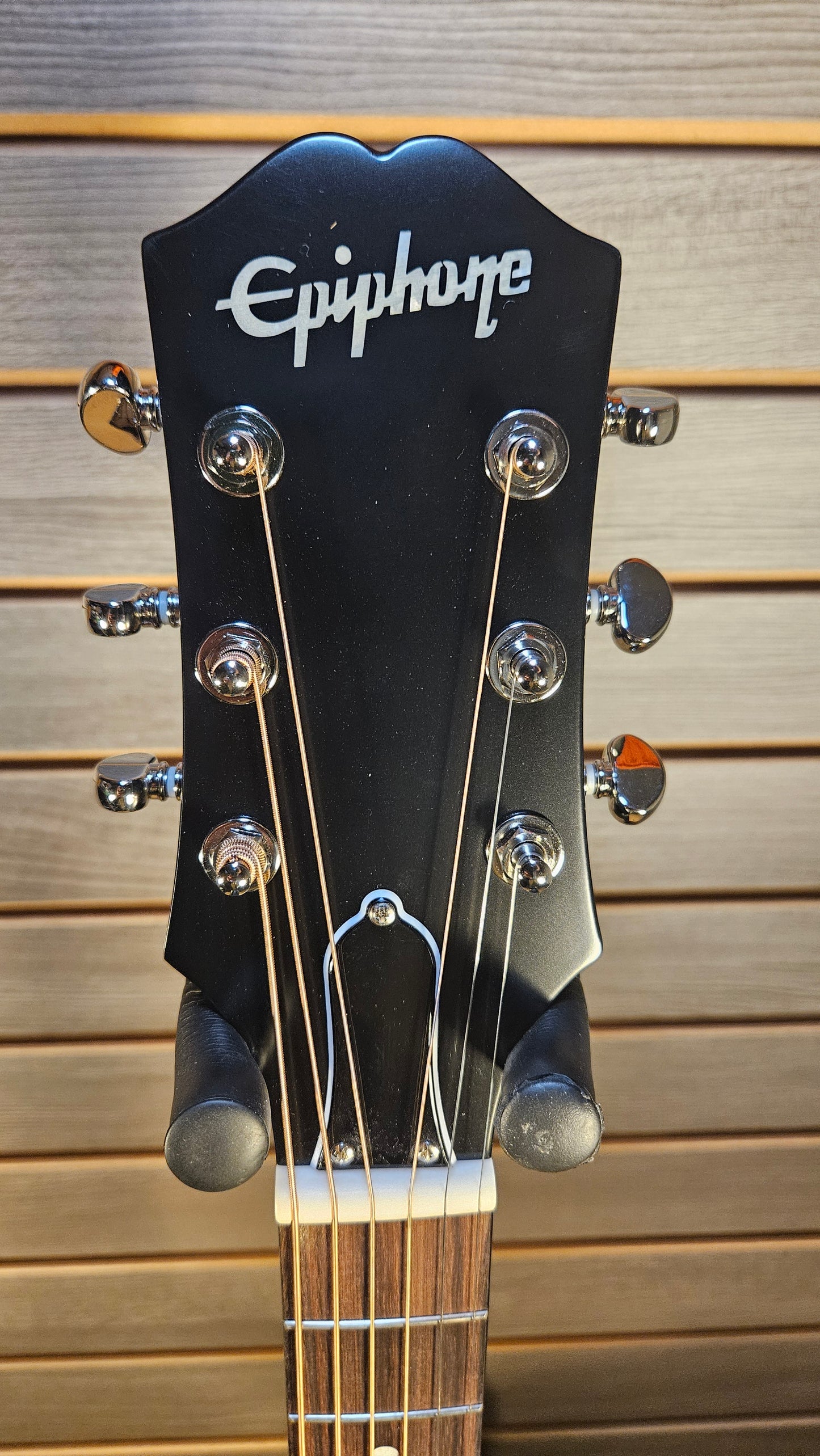 Epiphone L-00 Standard With Premium Gig Bag