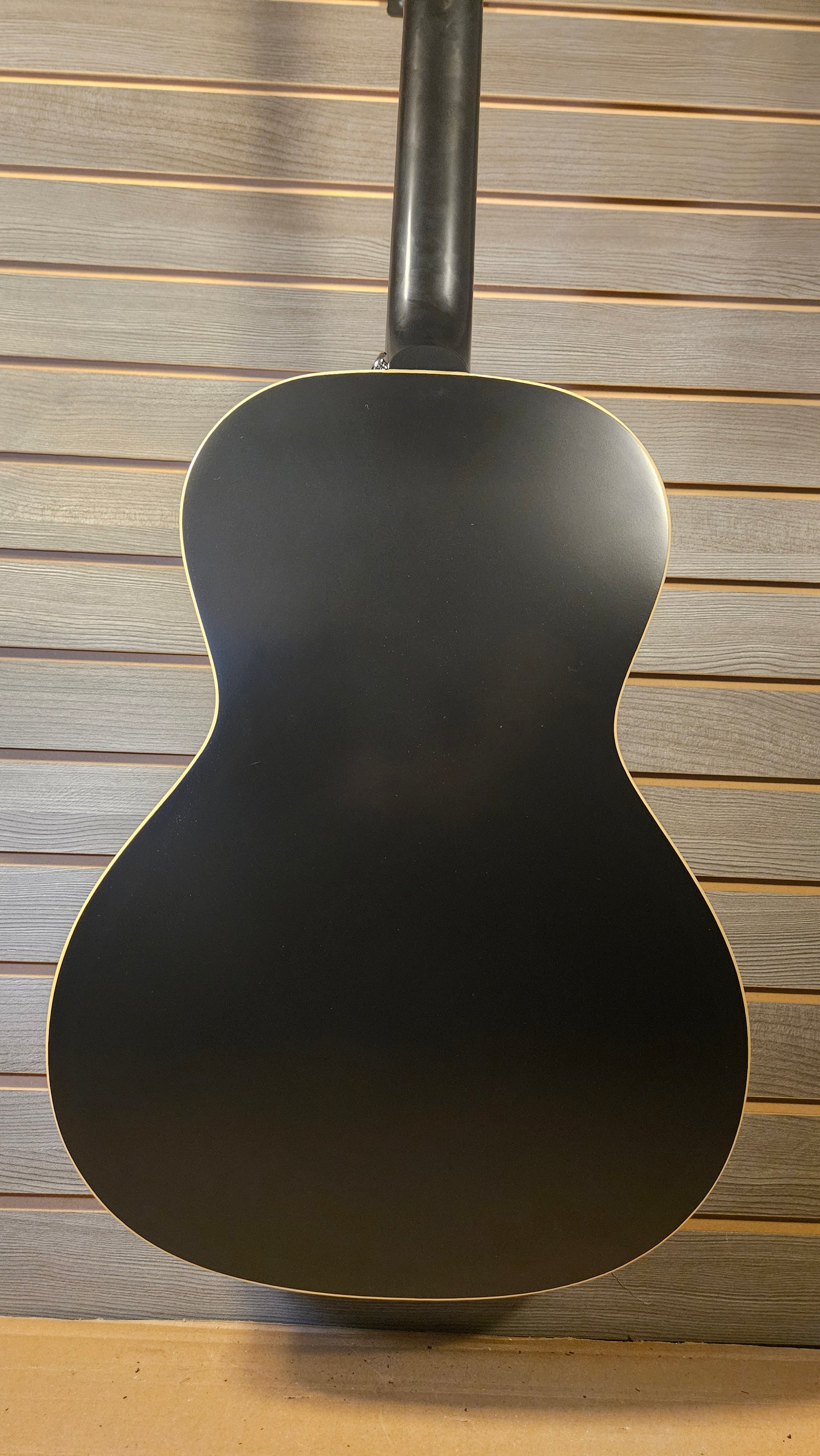 Epiphone L-00 Standard With Premium Gig Bag