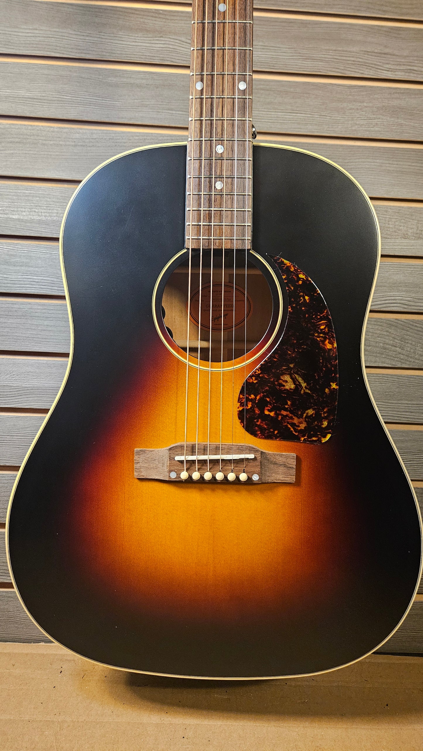 Epiphone Dr. Epiphone J-45 With Premium Gig Bag (A)
