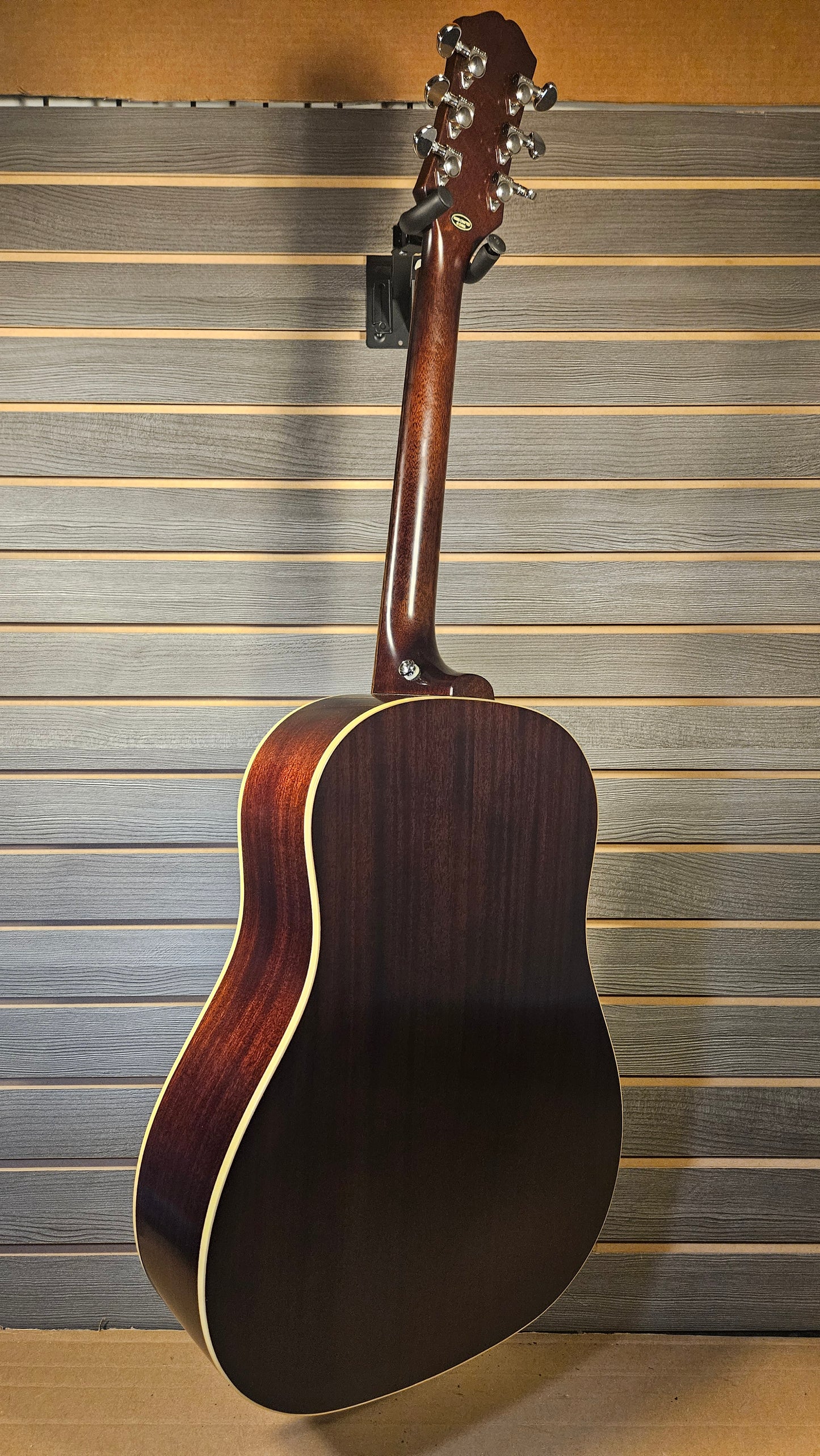 Epiphone Dr. Epiphone J-45 With Premium Gig Bag (B)