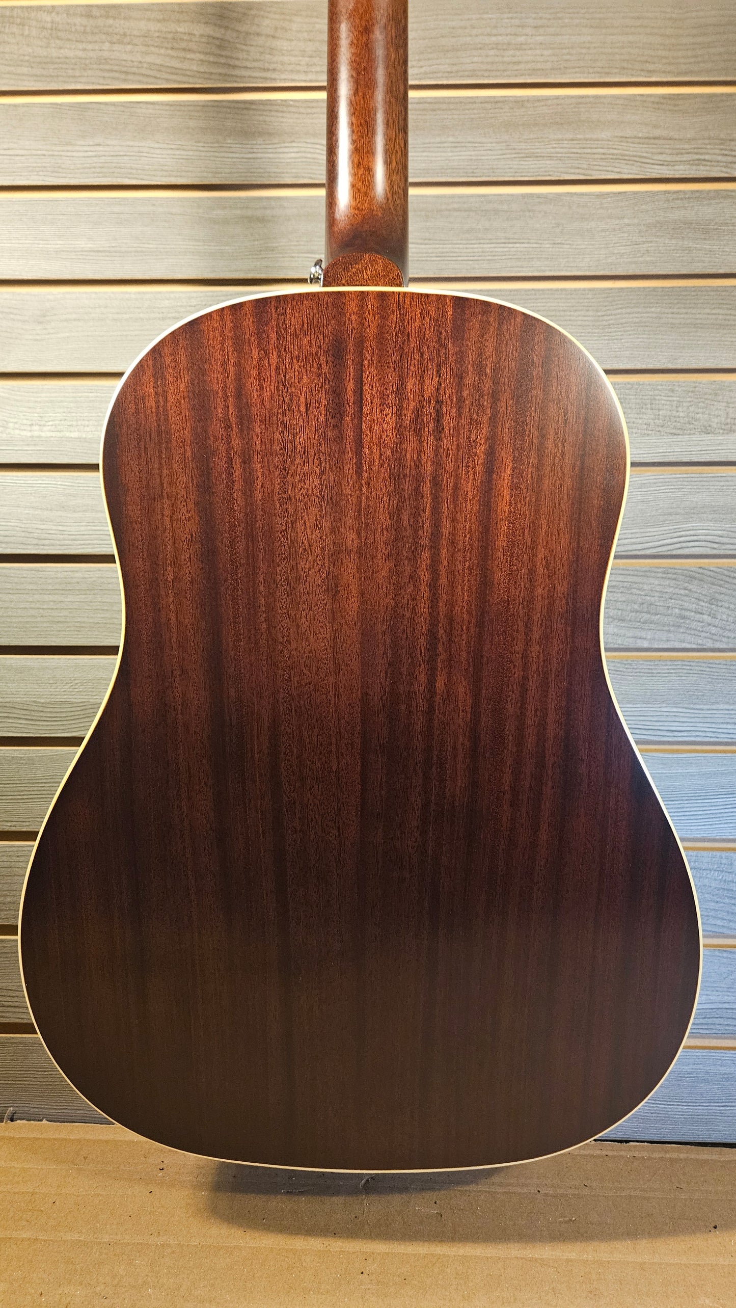 Epiphone Dr. Epiphone J-45 With Premium Gig Bag (B)