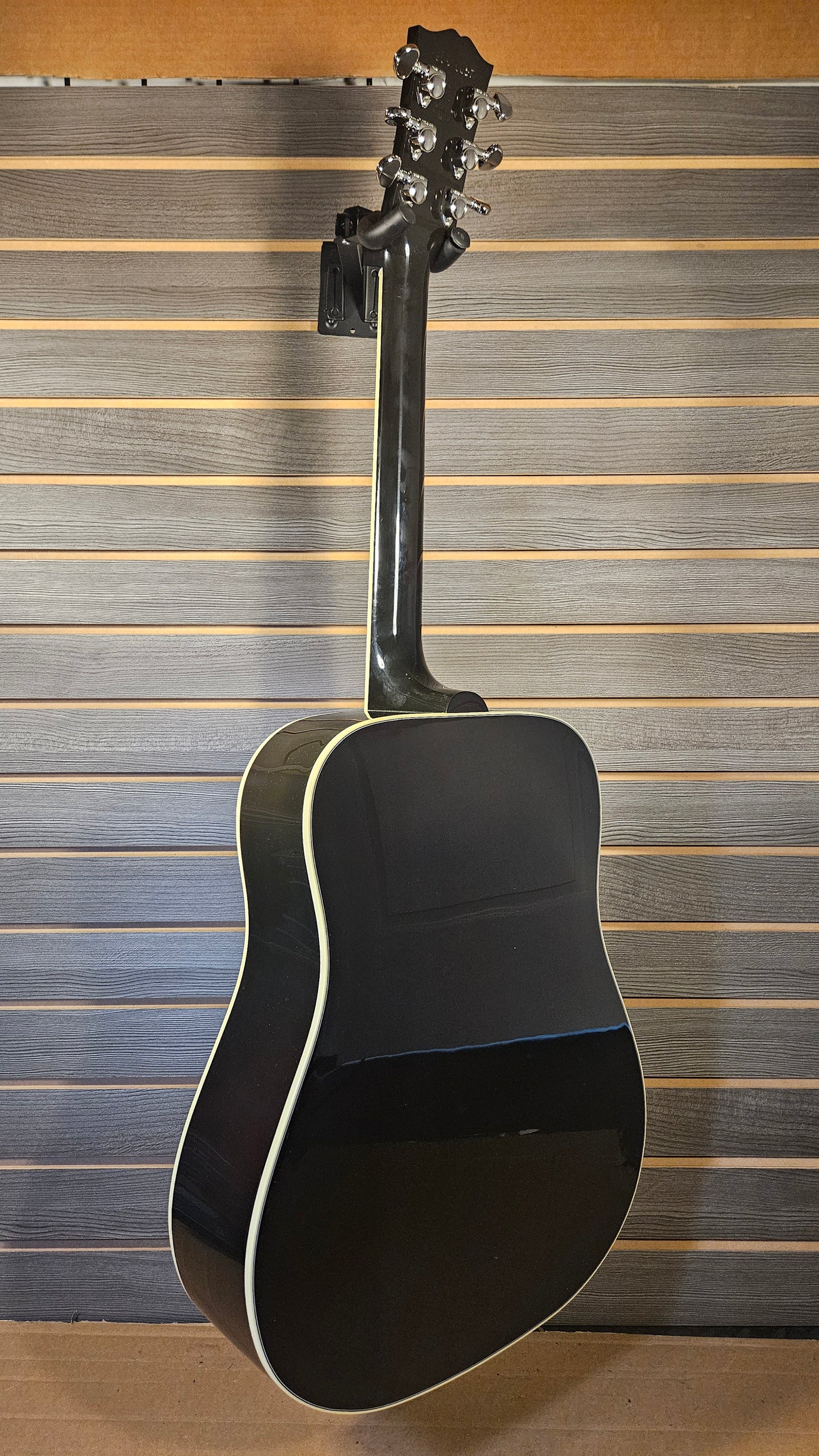Gibson Hummingbird Standard Vintage Sunburst Acoustic Electric Guitar With Hard Case