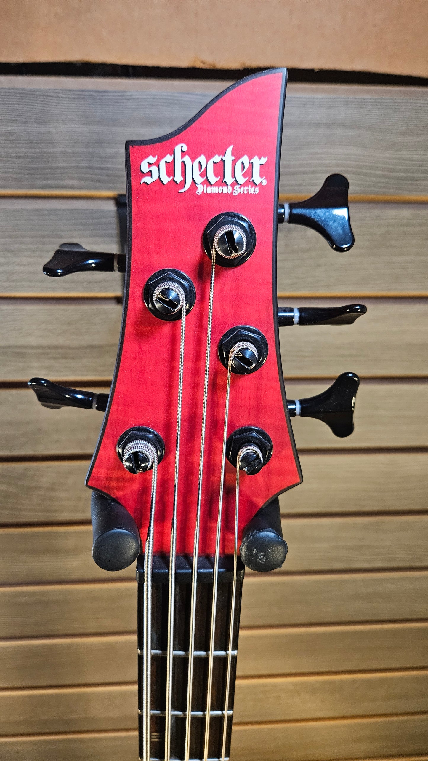 Used Schecter C-5 GT Bass Diamond Series 5 String