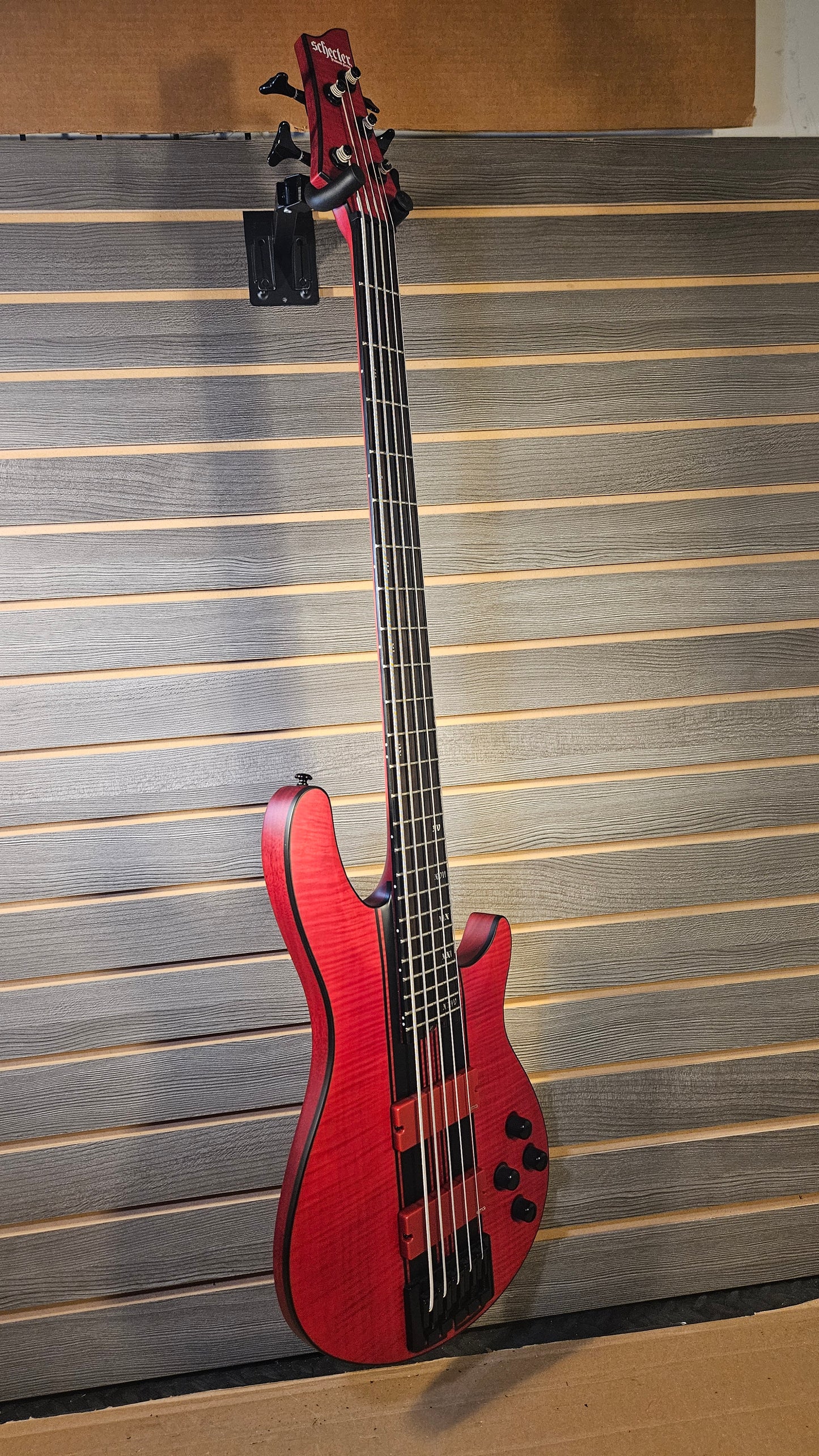 Used Schecter C-5 GT Bass Diamond Series 5 String