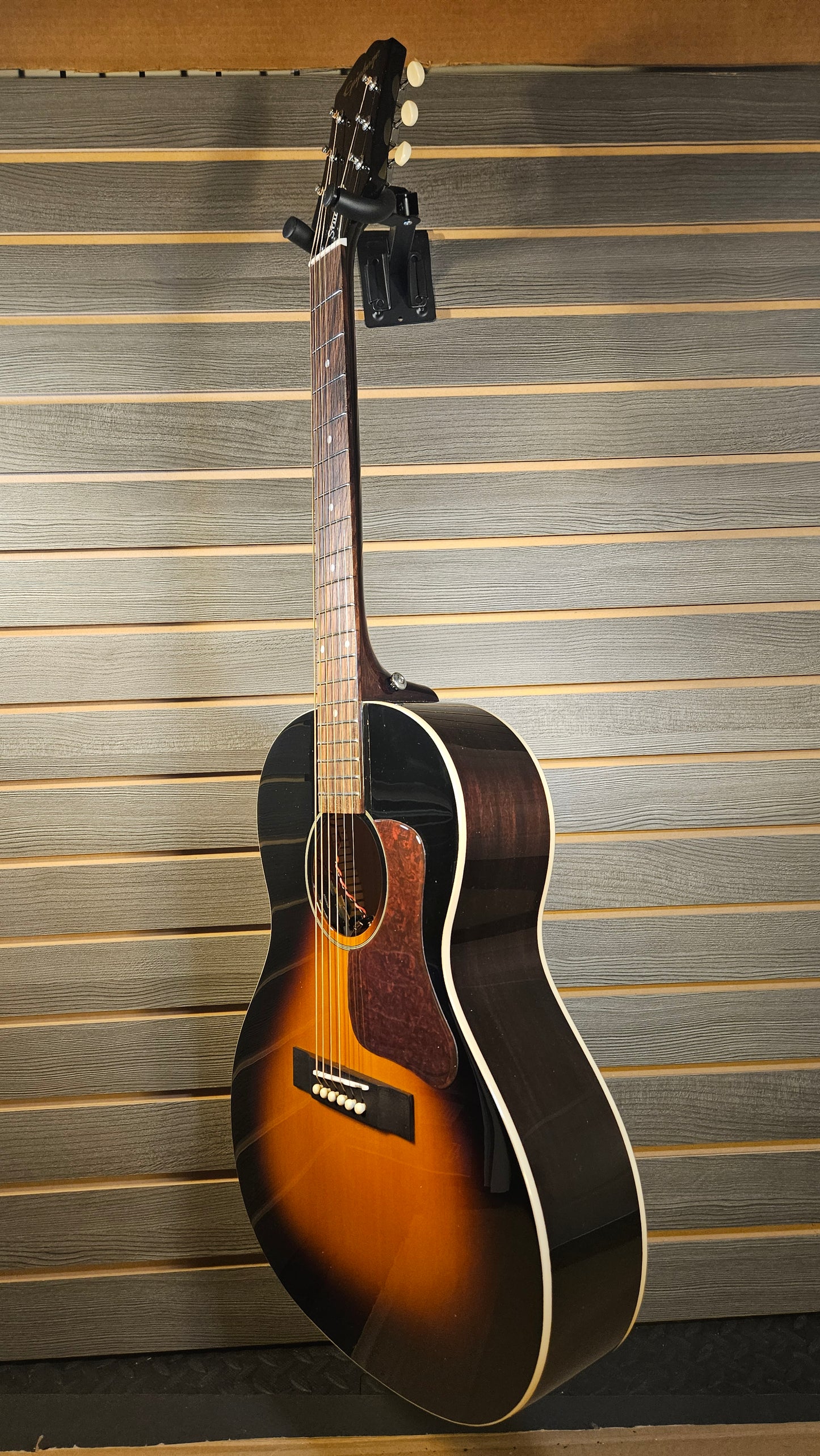 Epiphone Blues King Studio Acoustic Guitar With Gig Bag