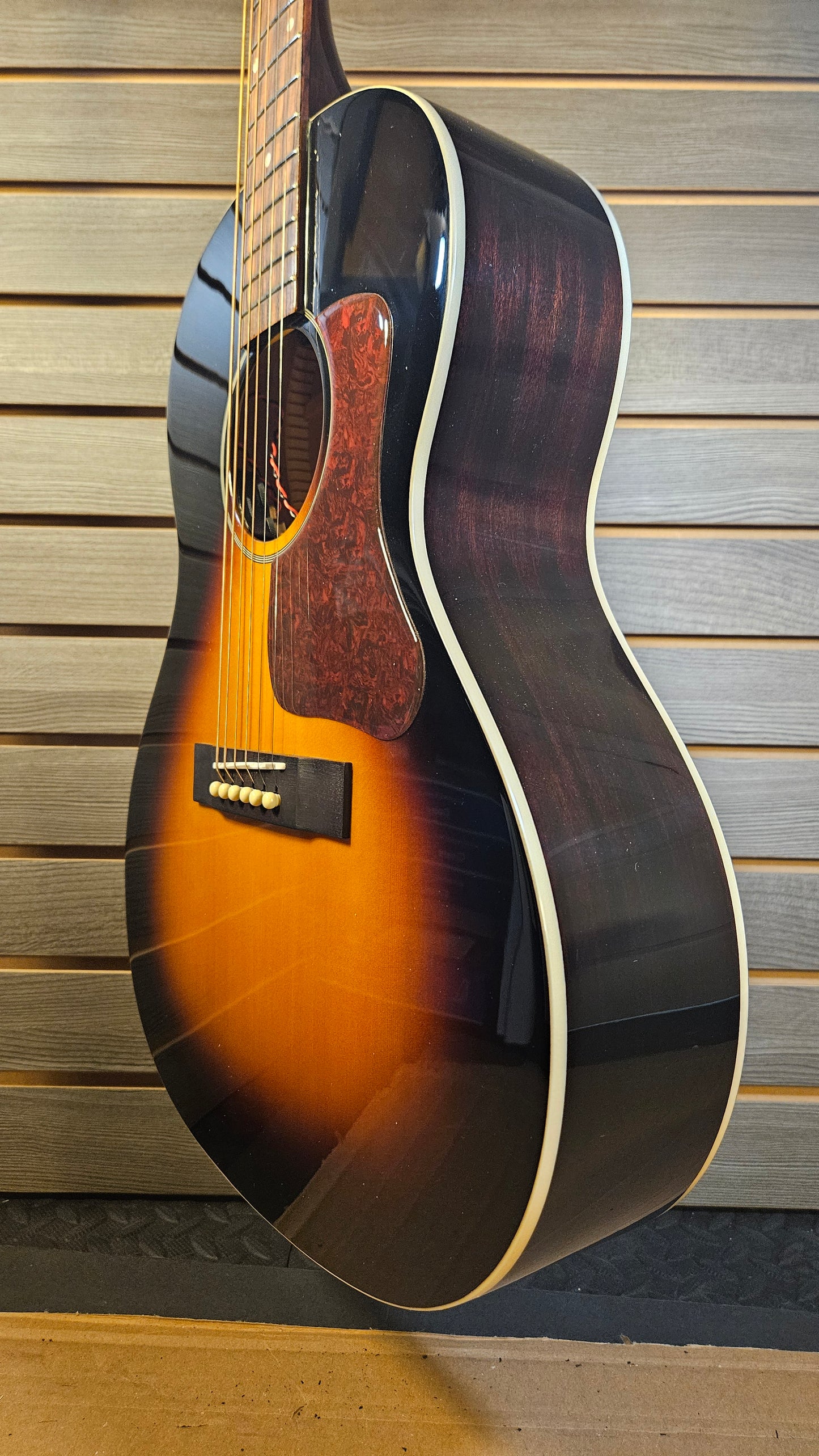 Epiphone Blues King Studio Acoustic Guitar With Gig Bag