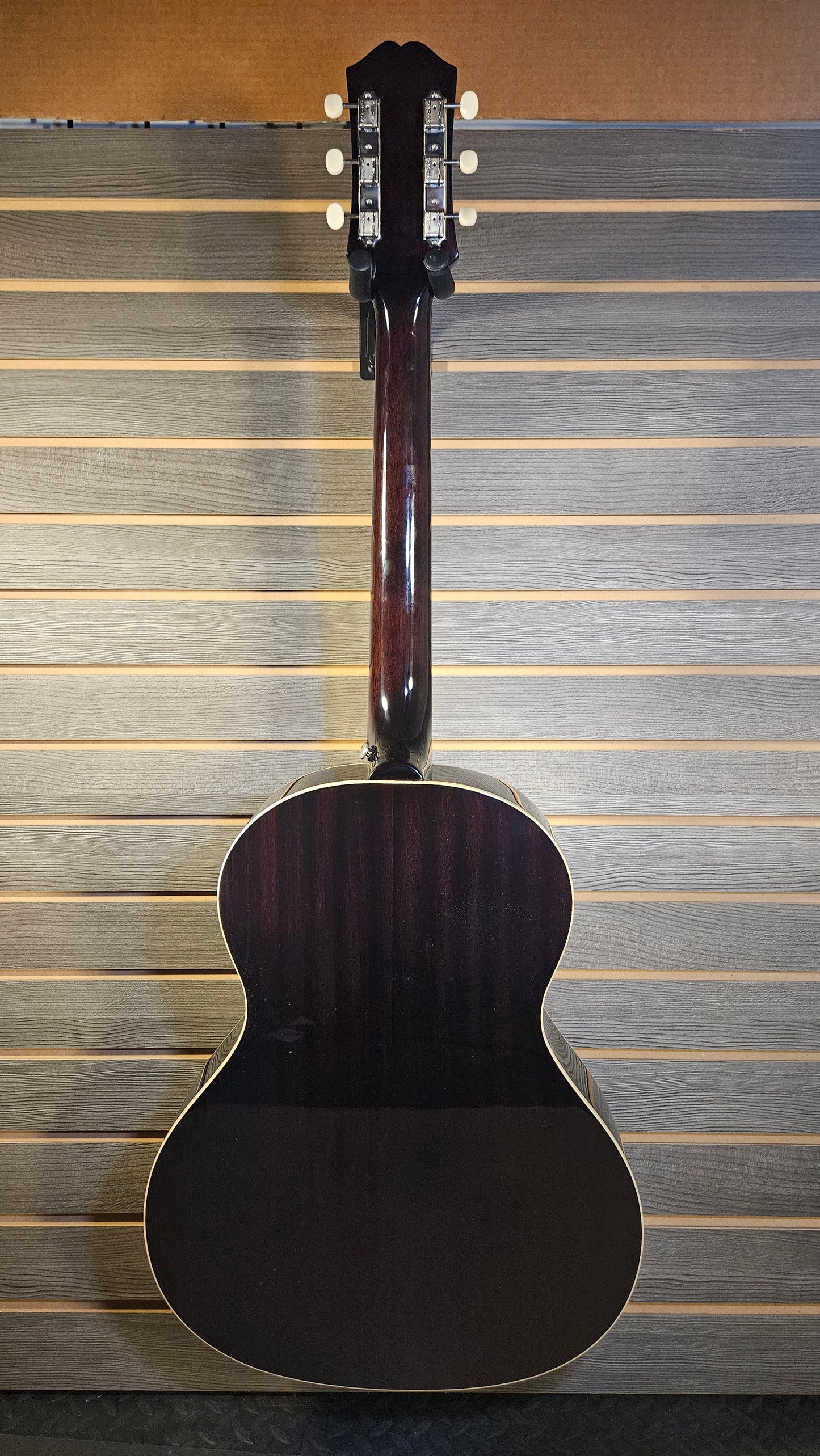 Epiphone Blues King Studio Acoustic Guitar With Gig Bag