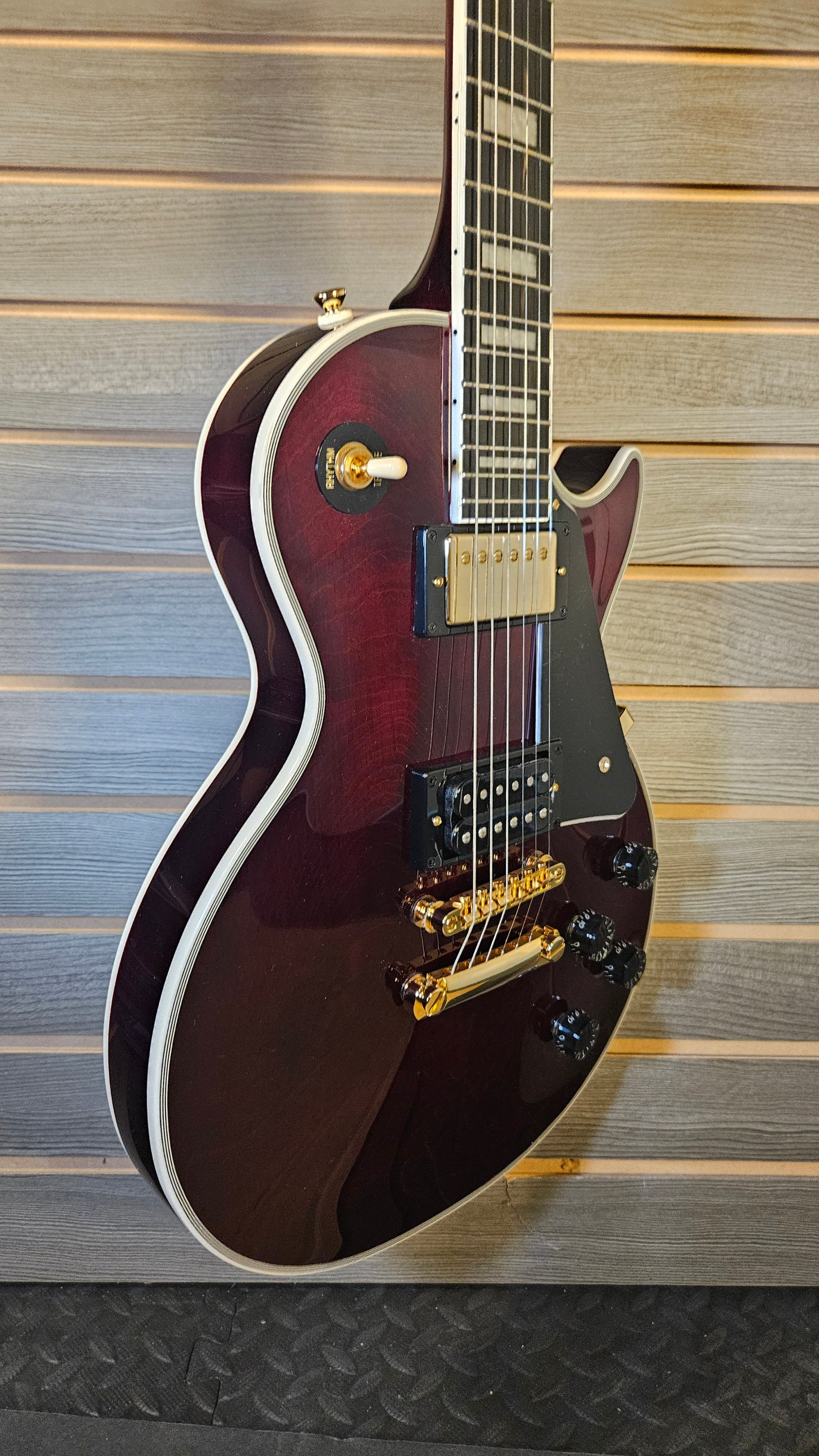 Epiphone Jerry Cantrell "Wino" Les Paul Custom Electric Guitar With Hardshell Case