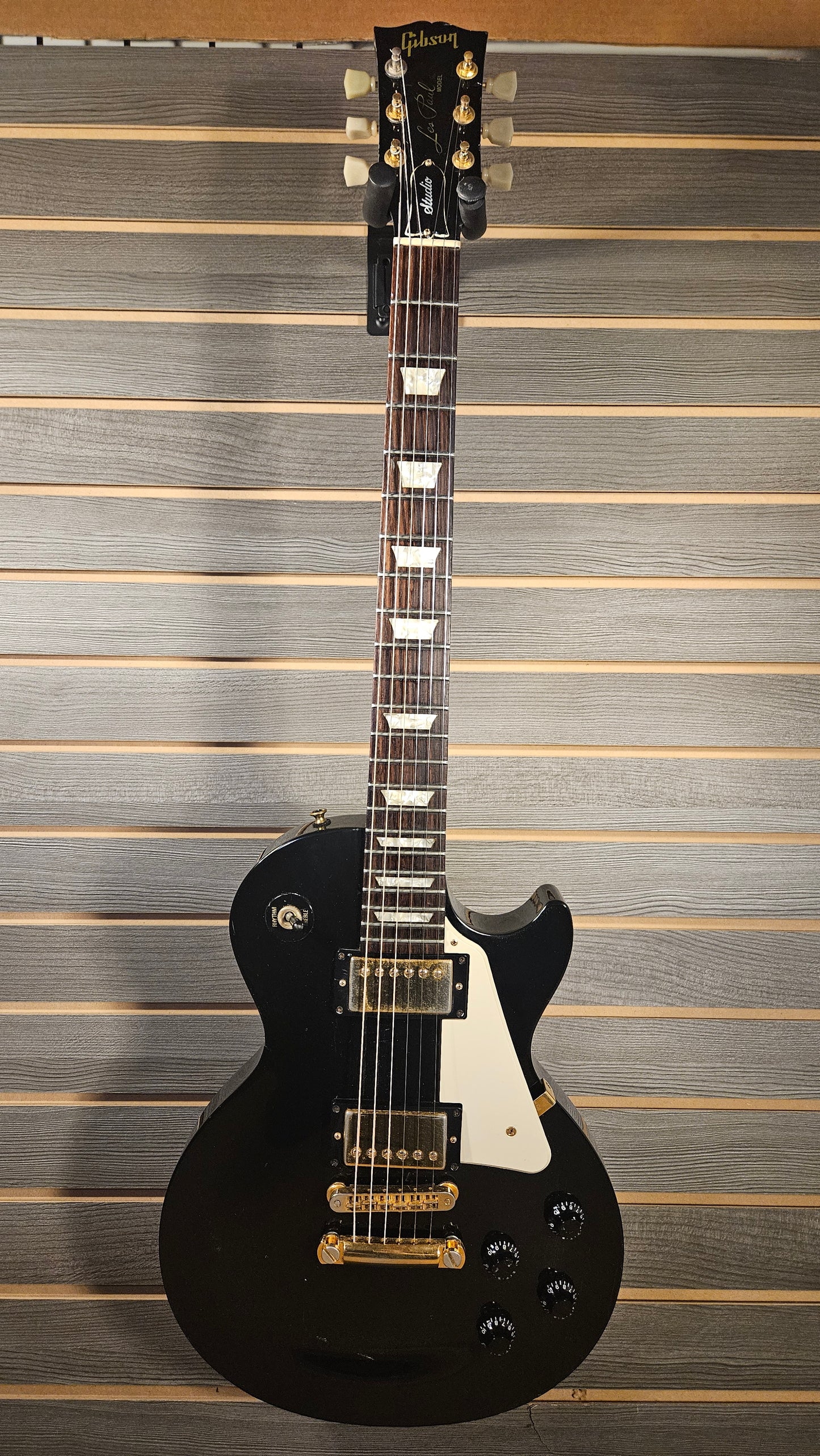 Used Gibson Les Paul Studio With Hardcase USA