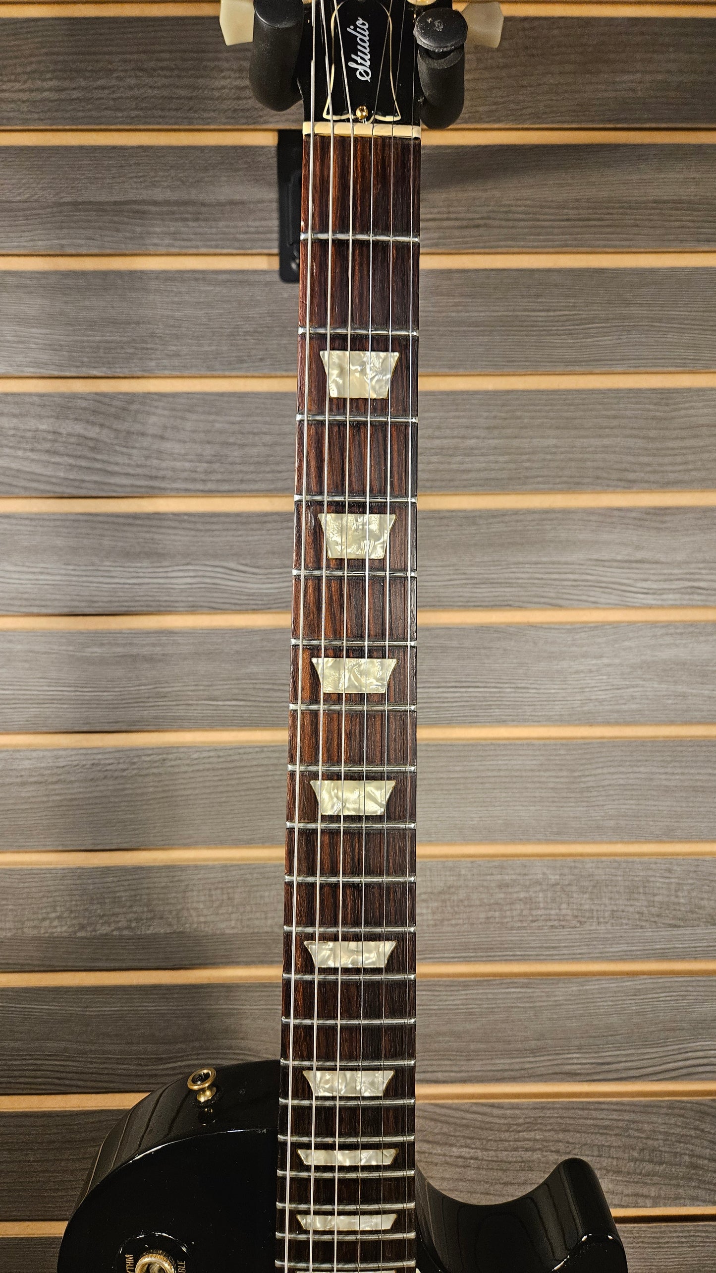 Used Gibson Les Paul Studio With Hardcase USA
