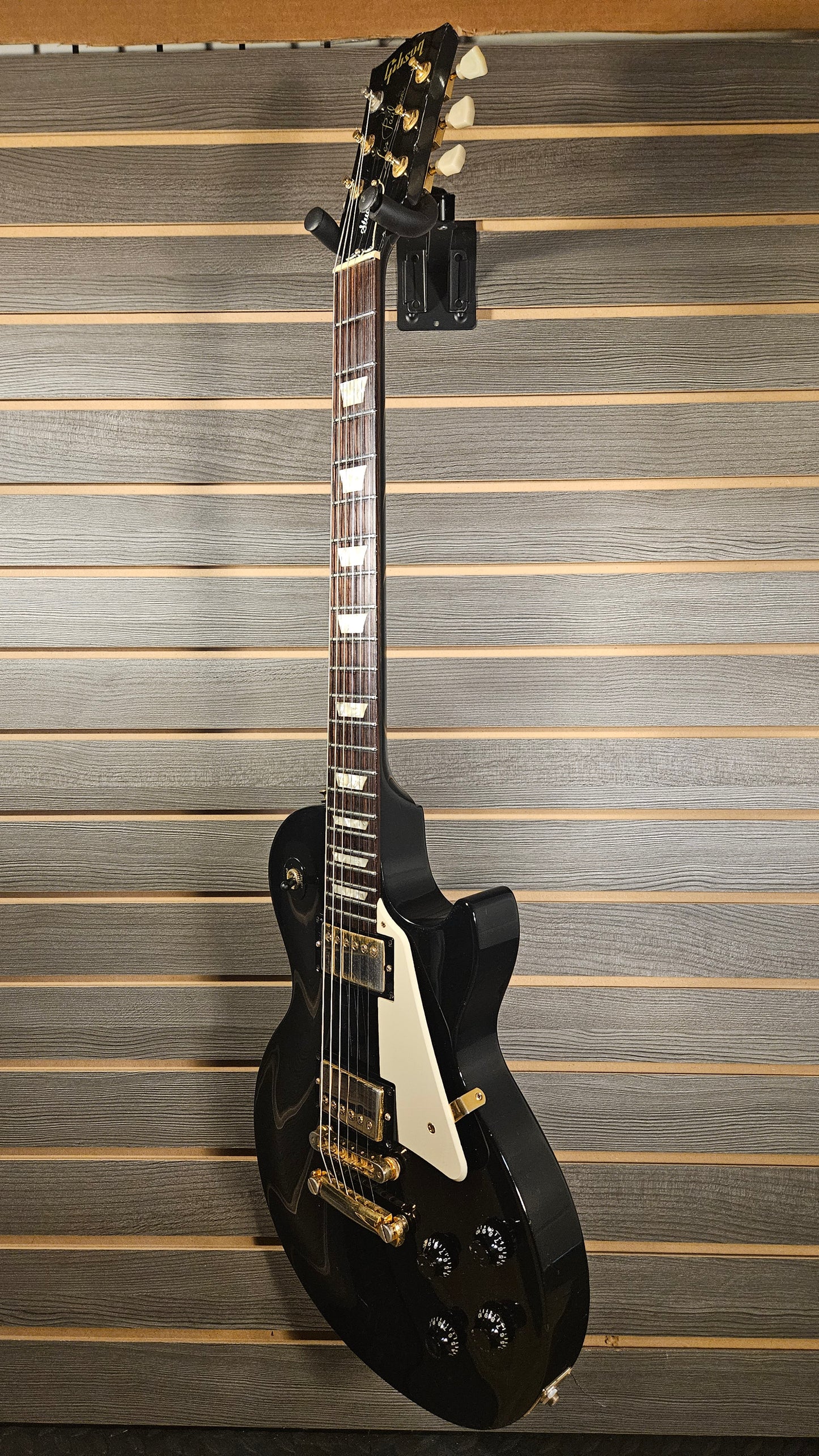 Used Gibson Les Paul Studio With Hardcase USA
