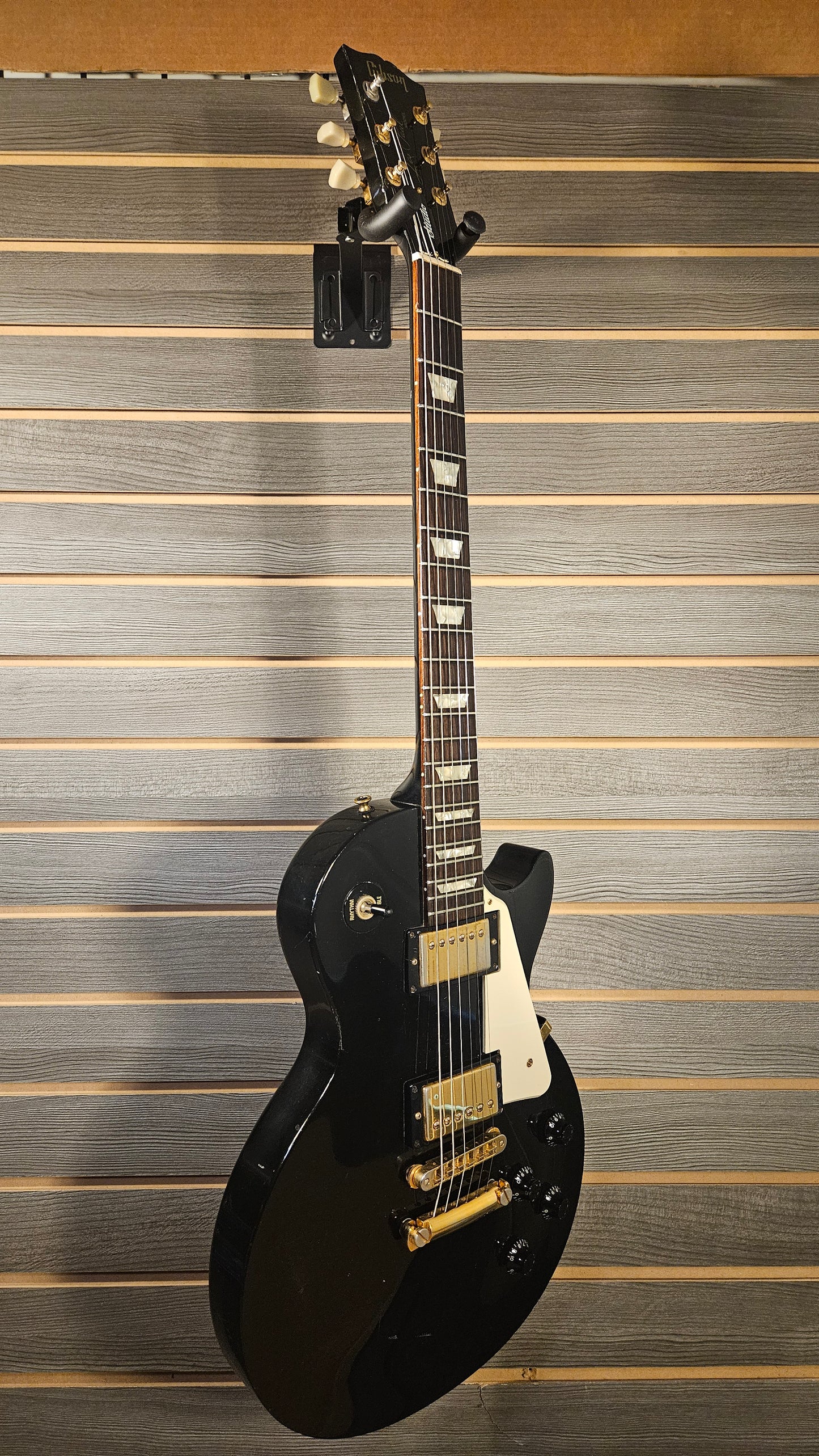 Used Gibson Les Paul Studio With Hardcase USA