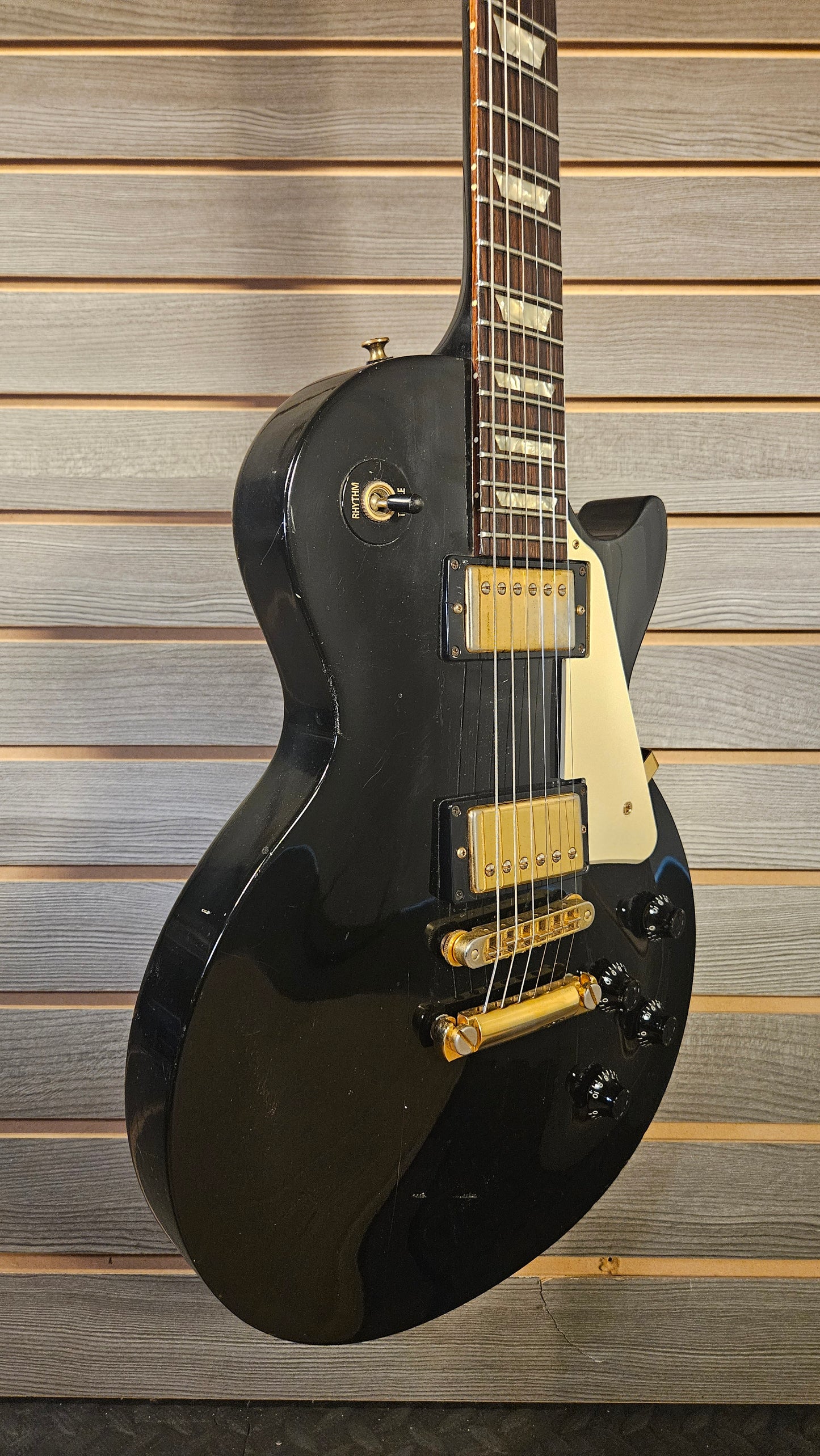 Used Gibson Les Paul Studio With Hardcase USA