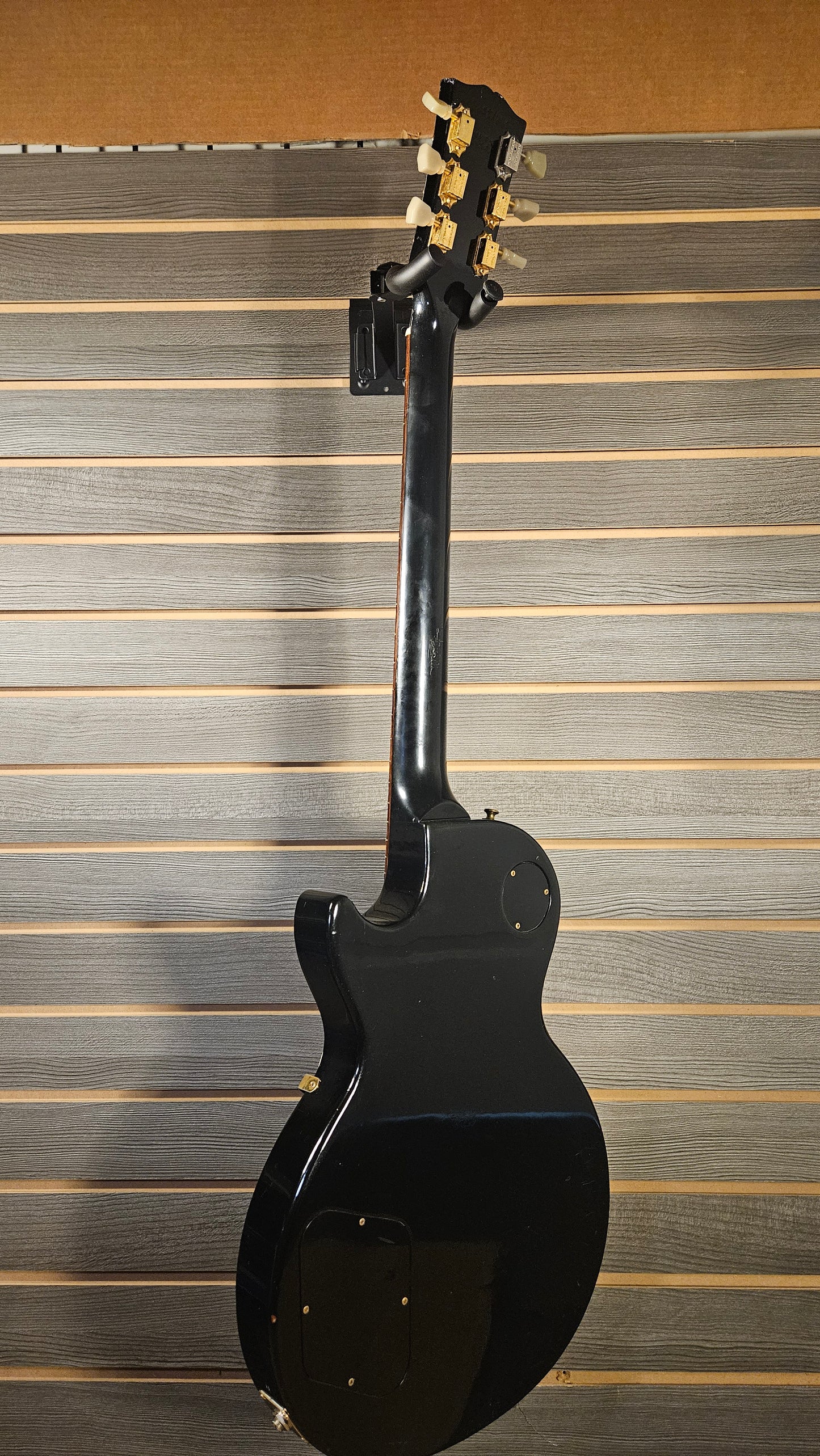 Used Gibson Les Paul Studio With Hardcase USA