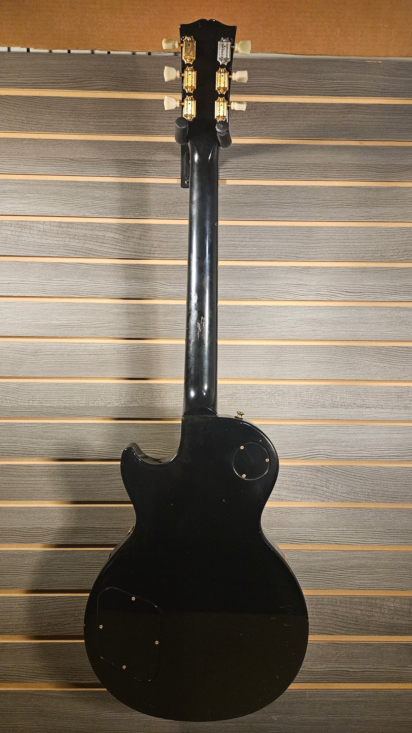 Used Gibson Les Paul Studio With Hardcase USA