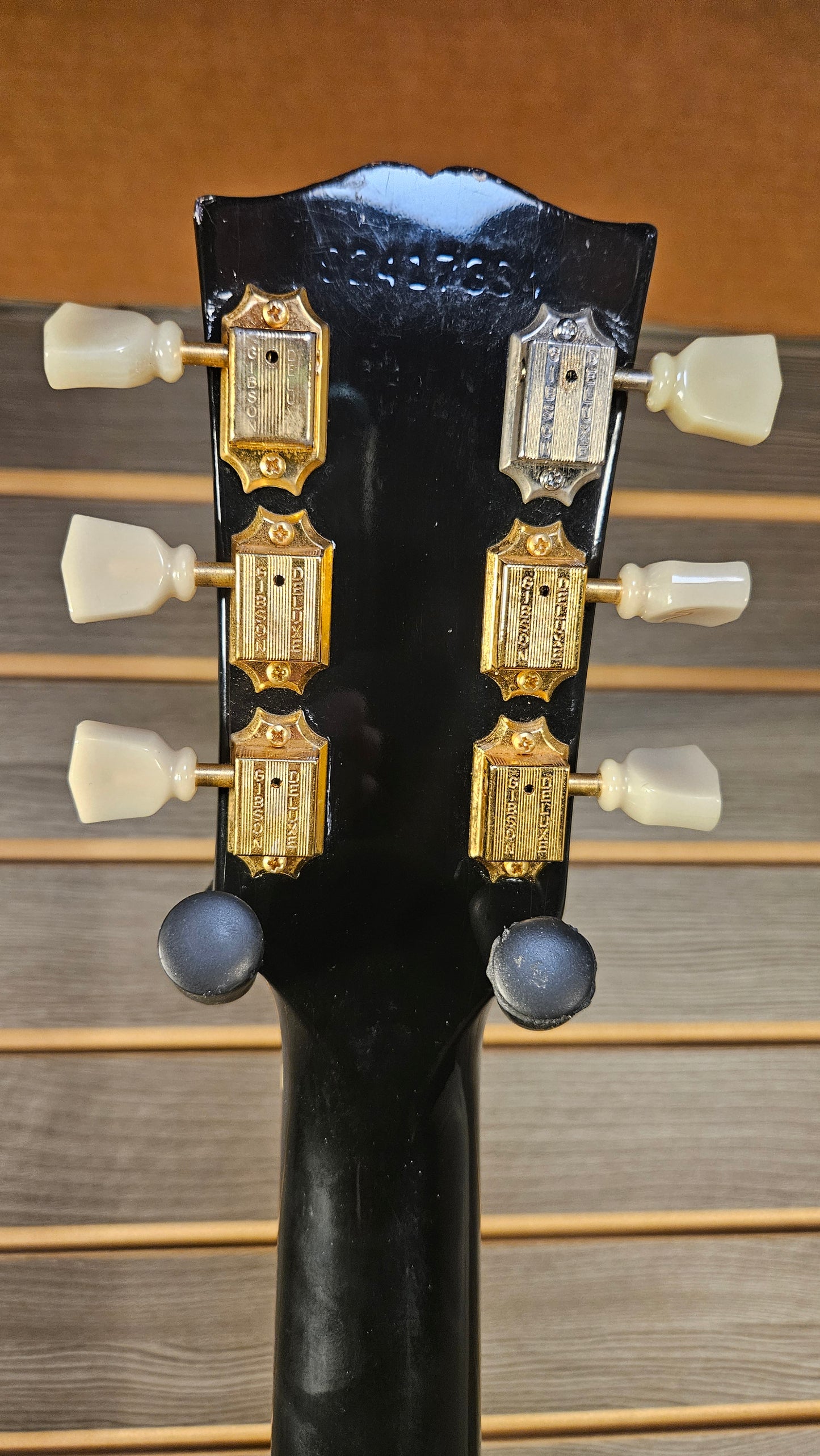 Used Gibson Les Paul Studio With Hardcase USA