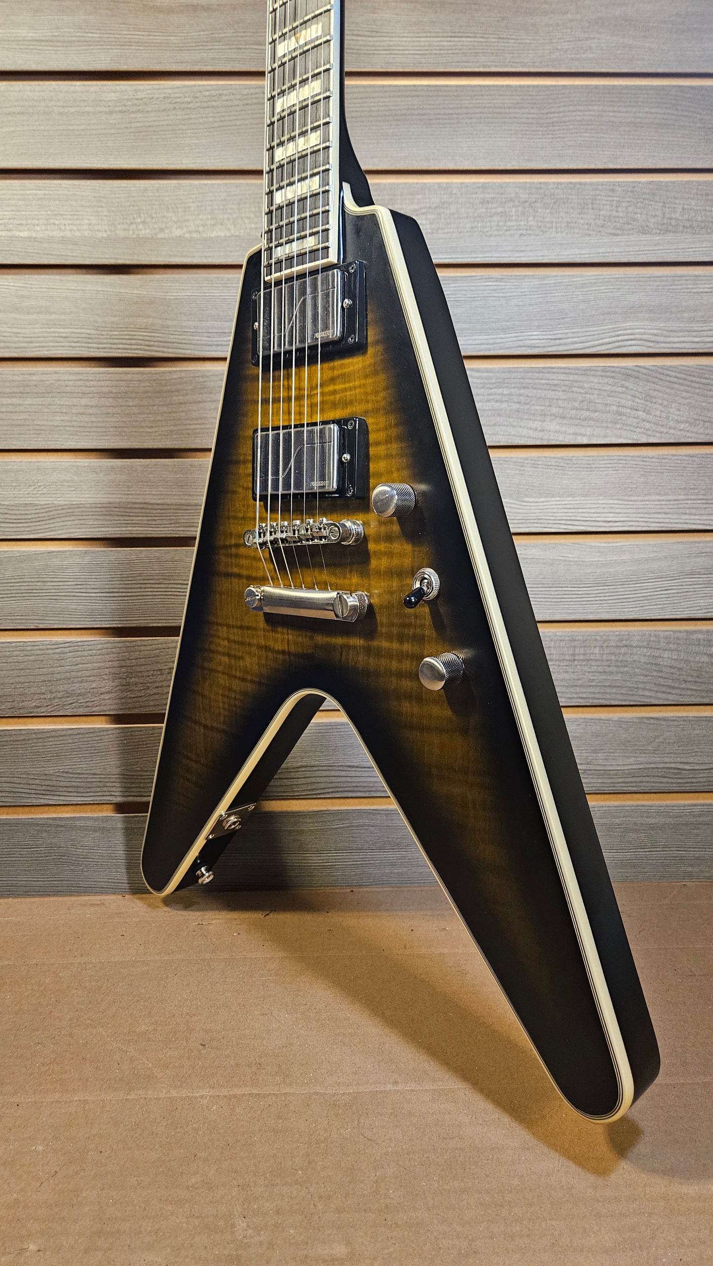 USED: Epiphone Flying V Prophecy Yellow Tiger Aged Gloss