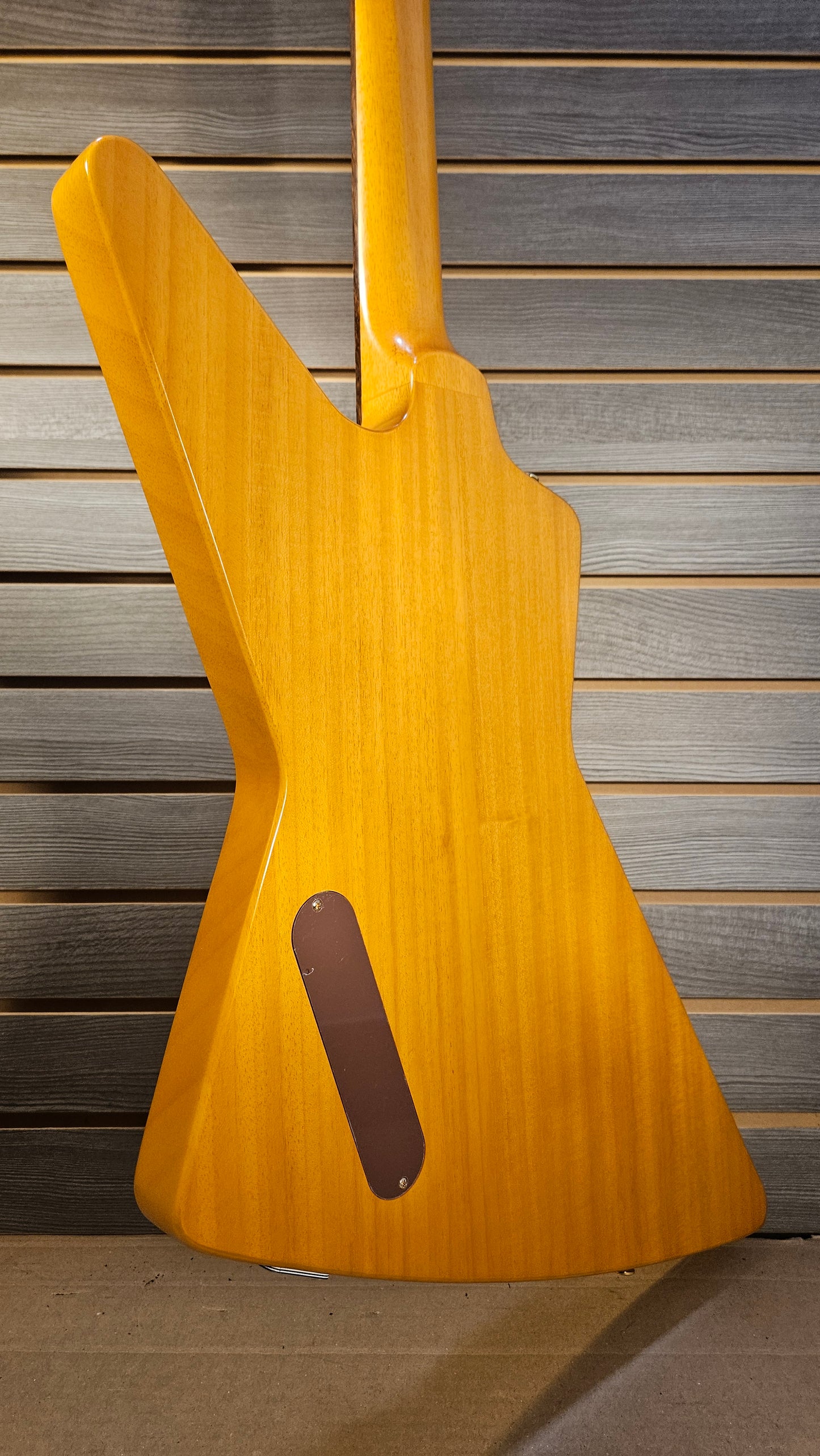 Epiphone 1958 Korina Explorer Black Pick Guard With Hard Case