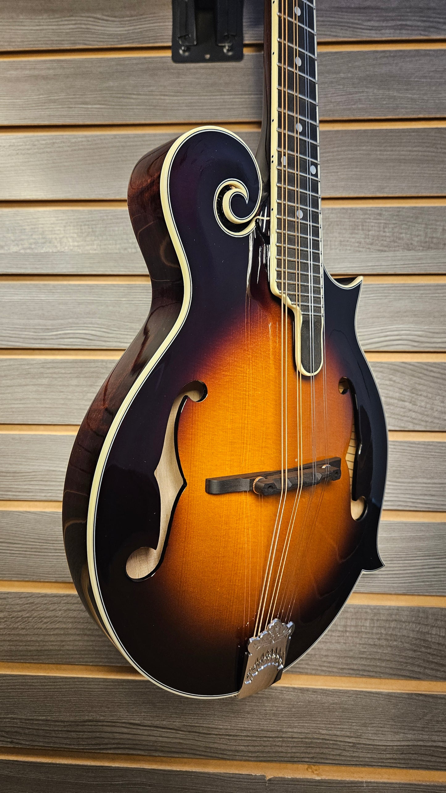 Epiphone F-5G Mandolin With Hard Case