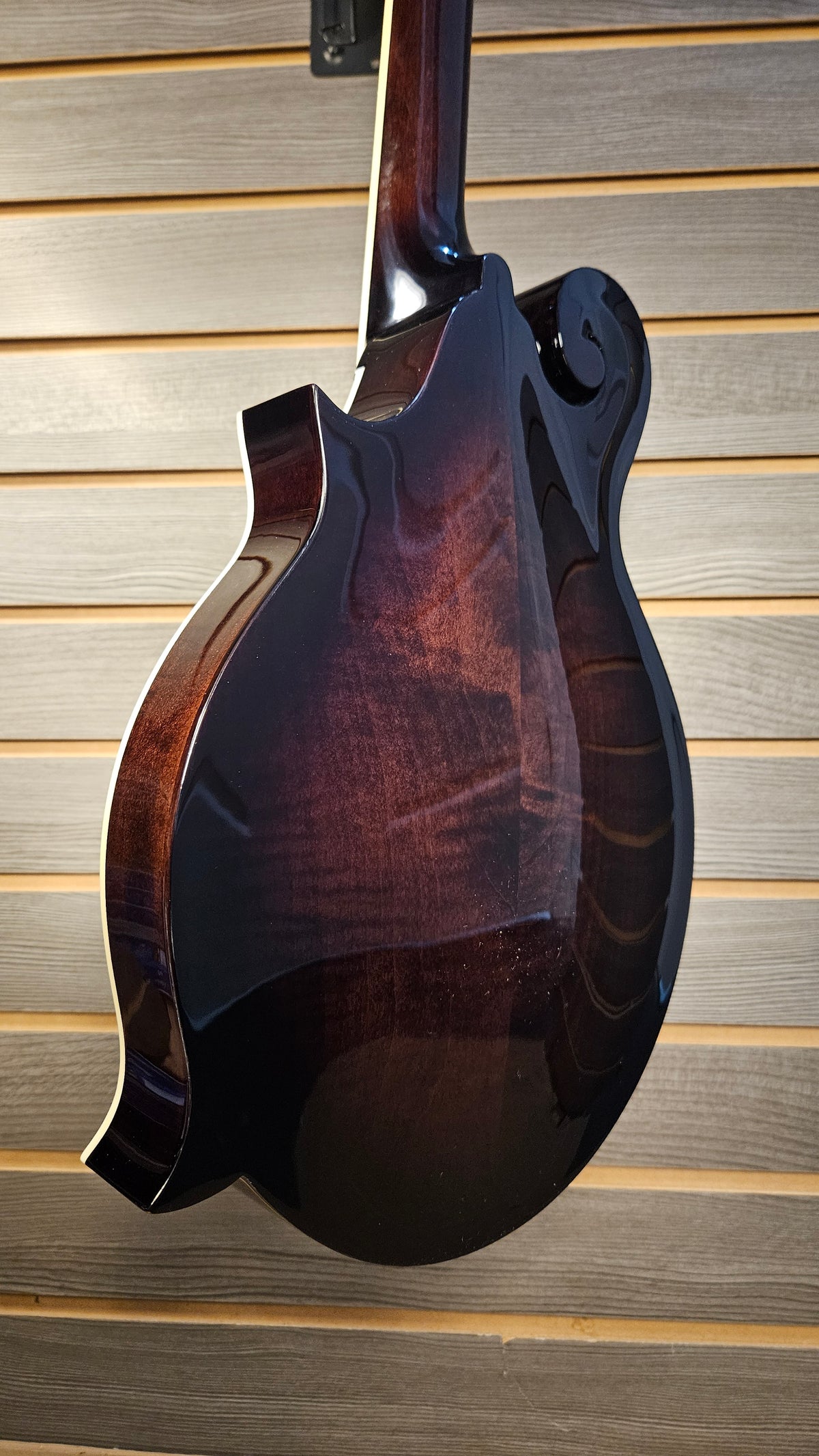 Epiphone F-5G Mandolin With Hard Case