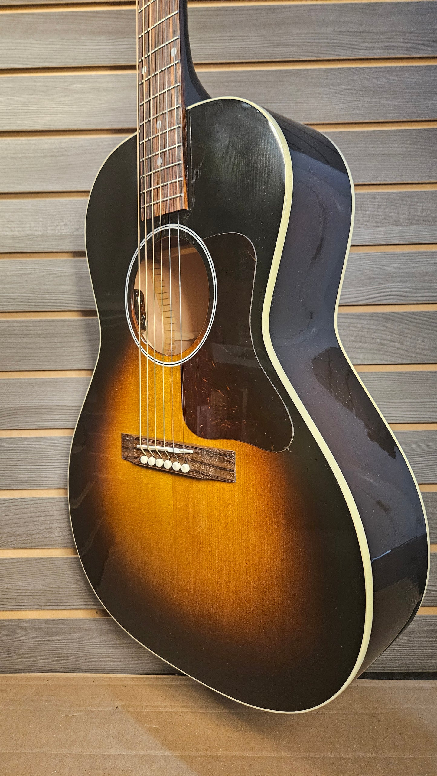 Gibson L-00 Standard In Vintage Sunburst
