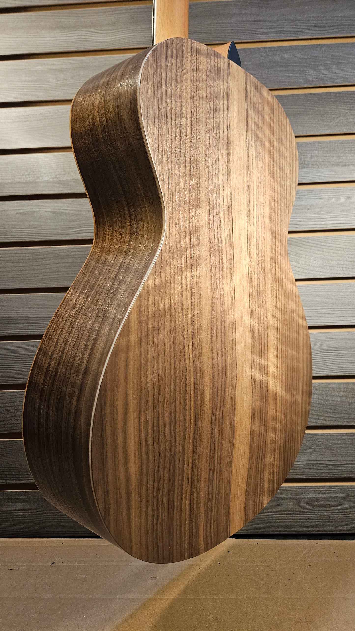 Taylor Academy 12e, Walnut Spruce Acoustic Guitar