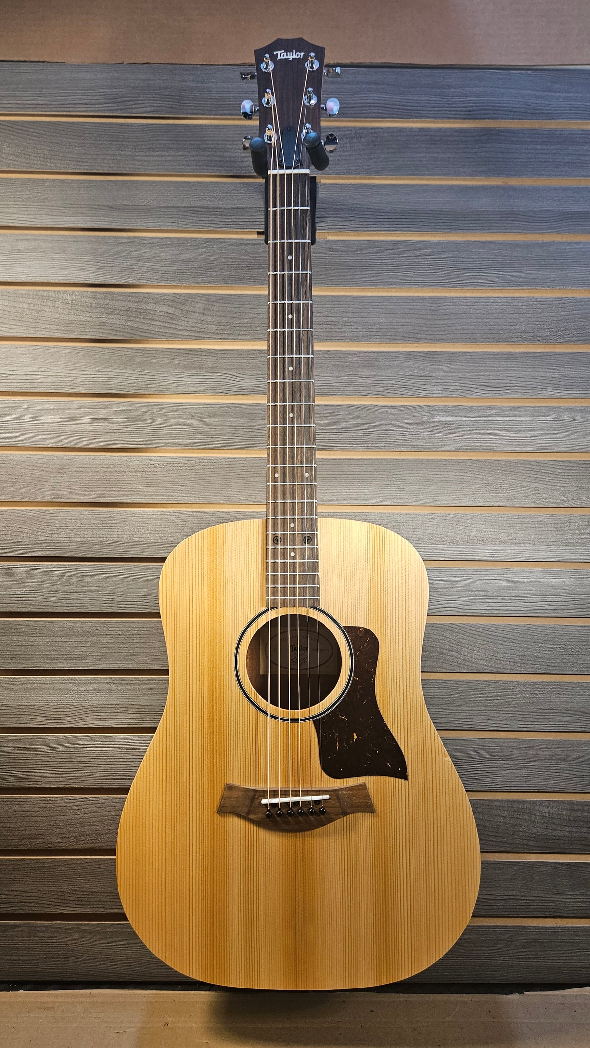 Taylor BBTe, Walnut Acoustic Guitar