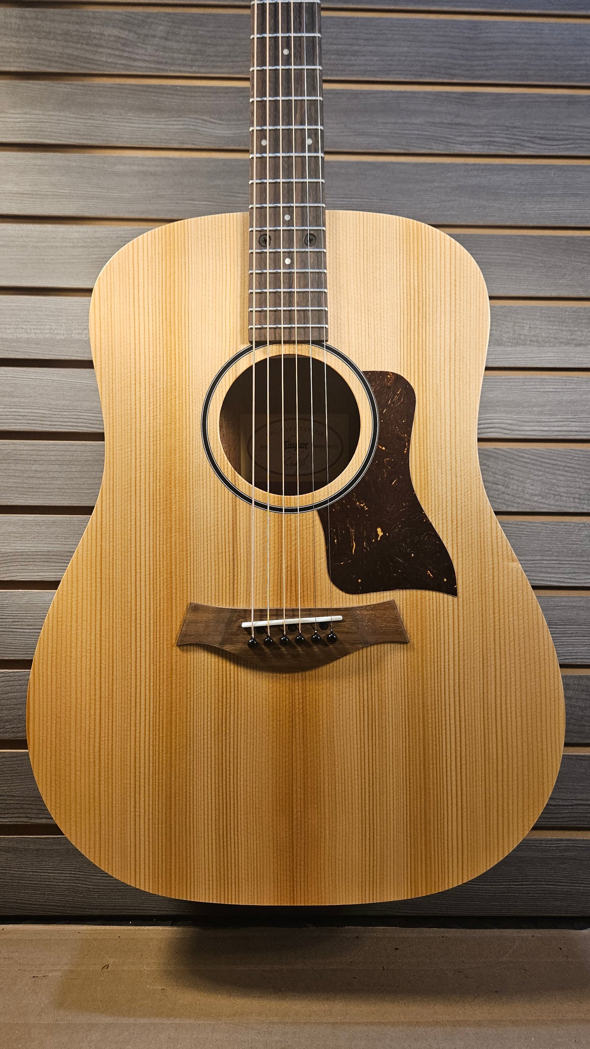Taylor BBTe, Walnut Acoustic Guitar