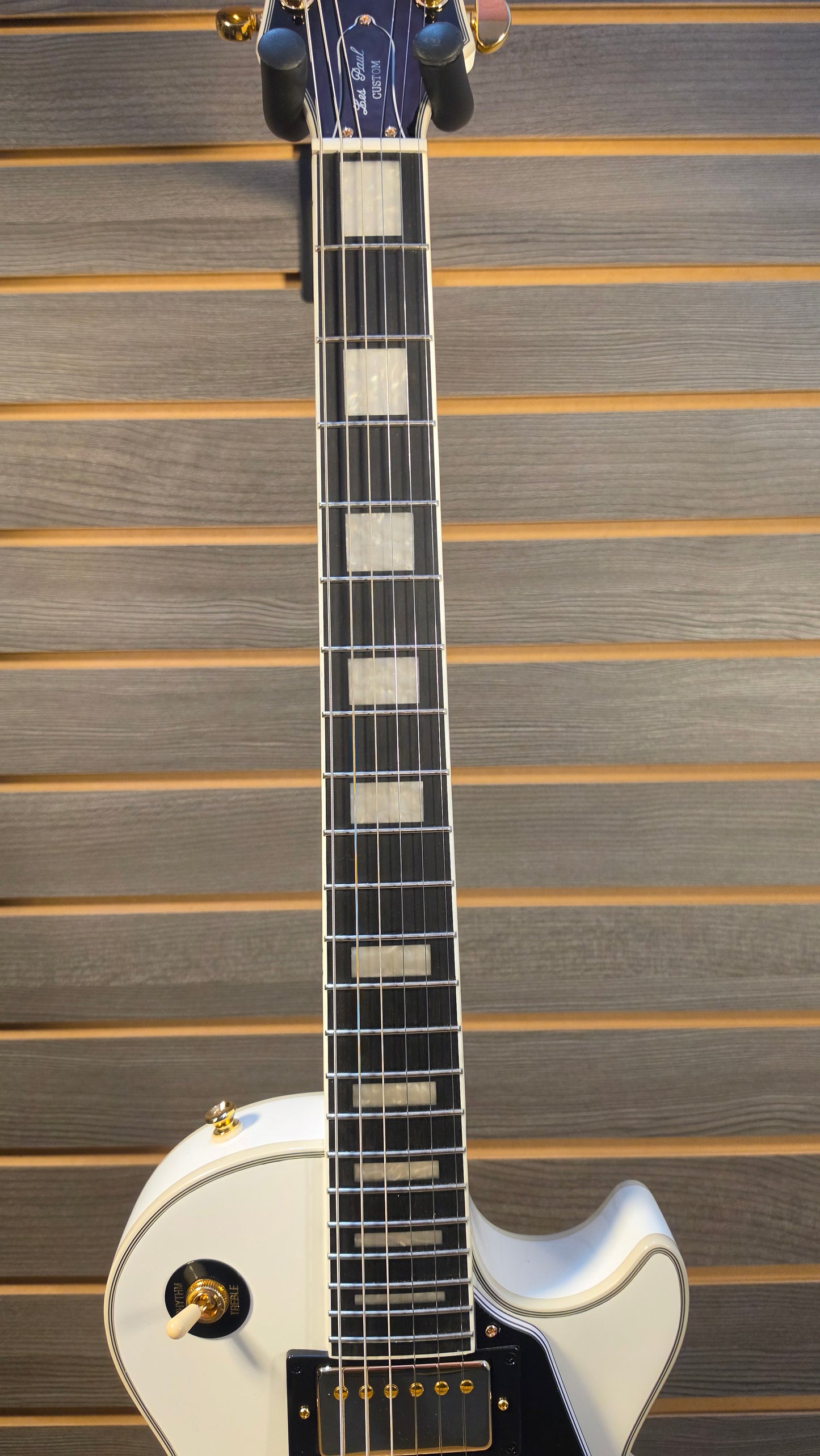 Epiphone Les Paul Custom White With Premium Gig Bag