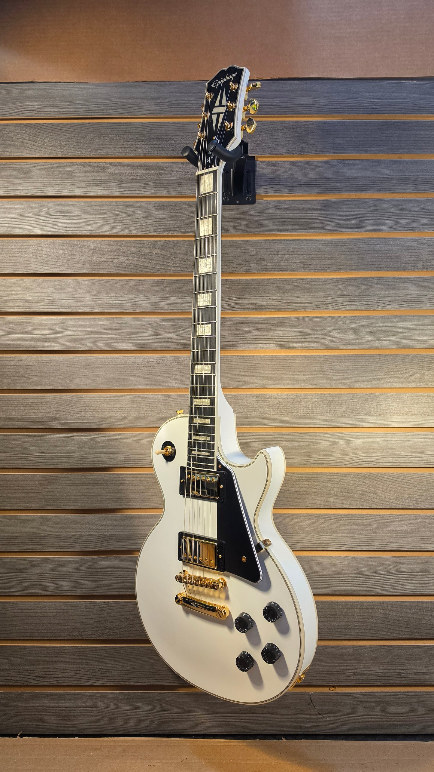 Epiphone Les Paul Custom White With Premium Gig Bag