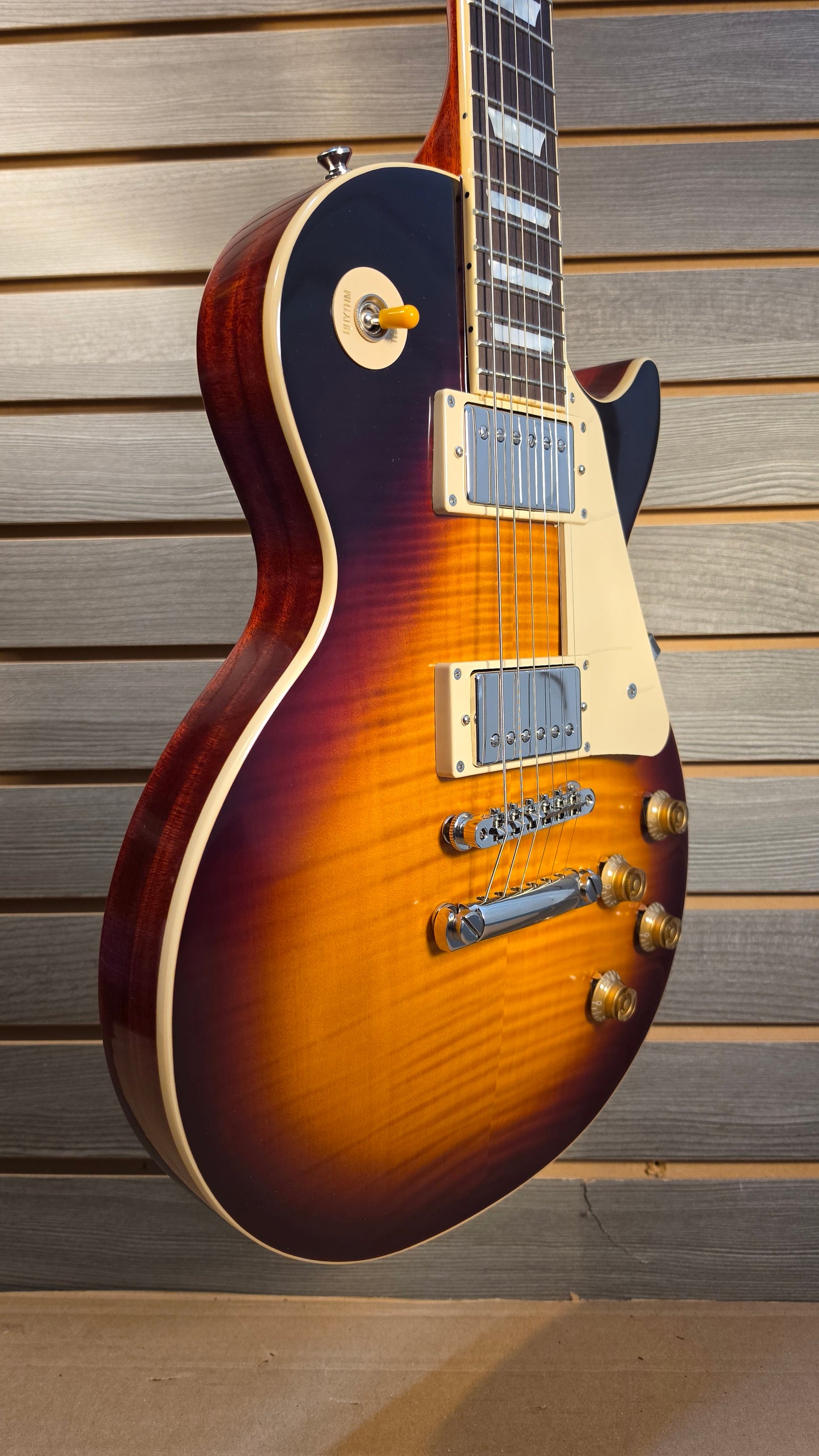 Epiphone 1959 IGC Les Paul Standard Reissue Washed Bourbon Burst With Hard Case