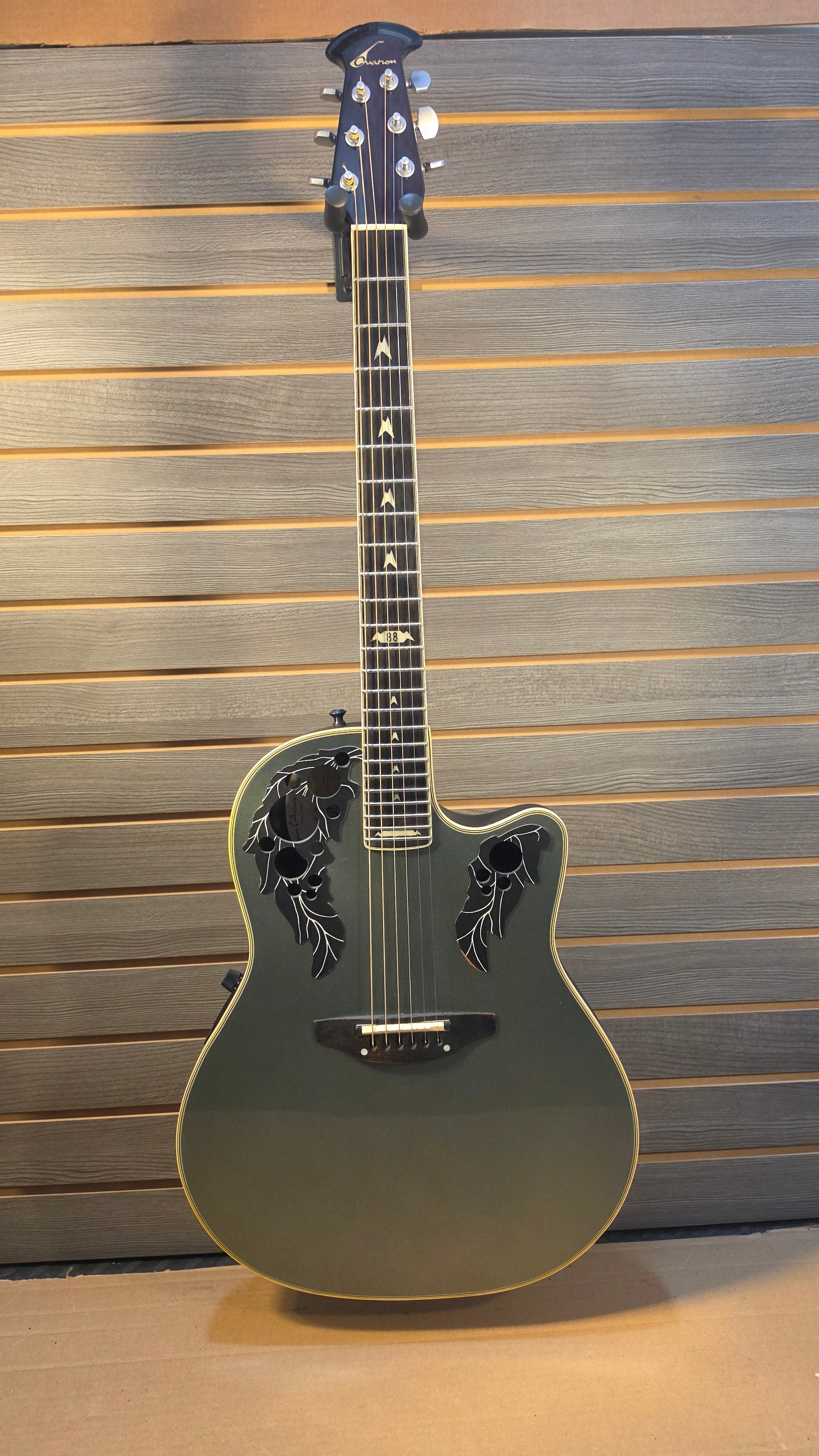Used Ovation 1988-P Collectors Series Acoustic Electric