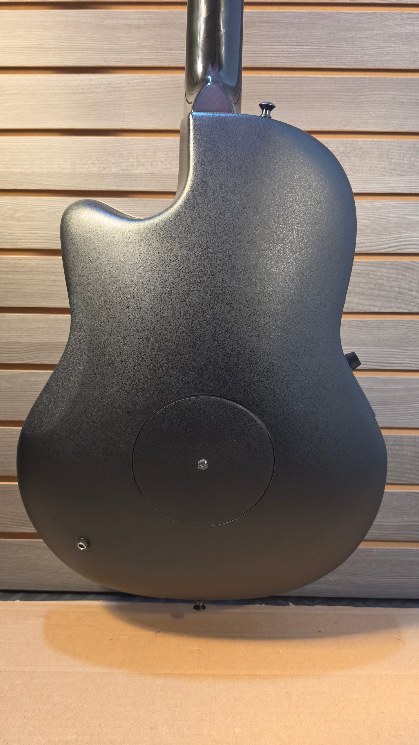 Used Ovation 1988-P Collectors Series Acoustic Electric