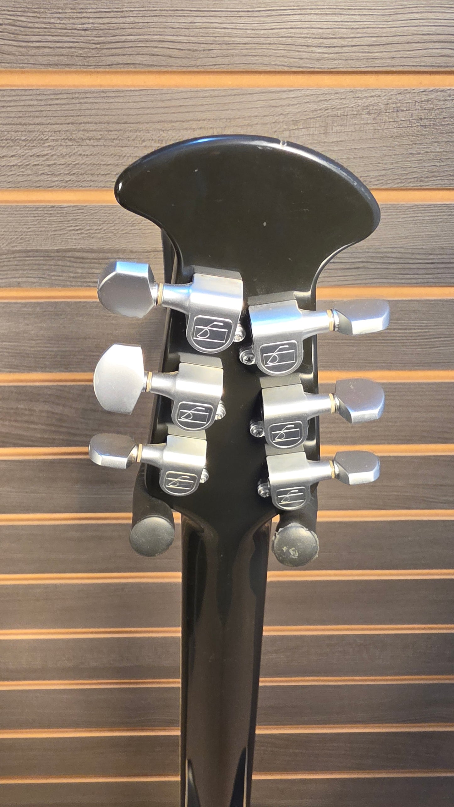 Used Ovation 1988-P Collectors Series Acoustic Electric