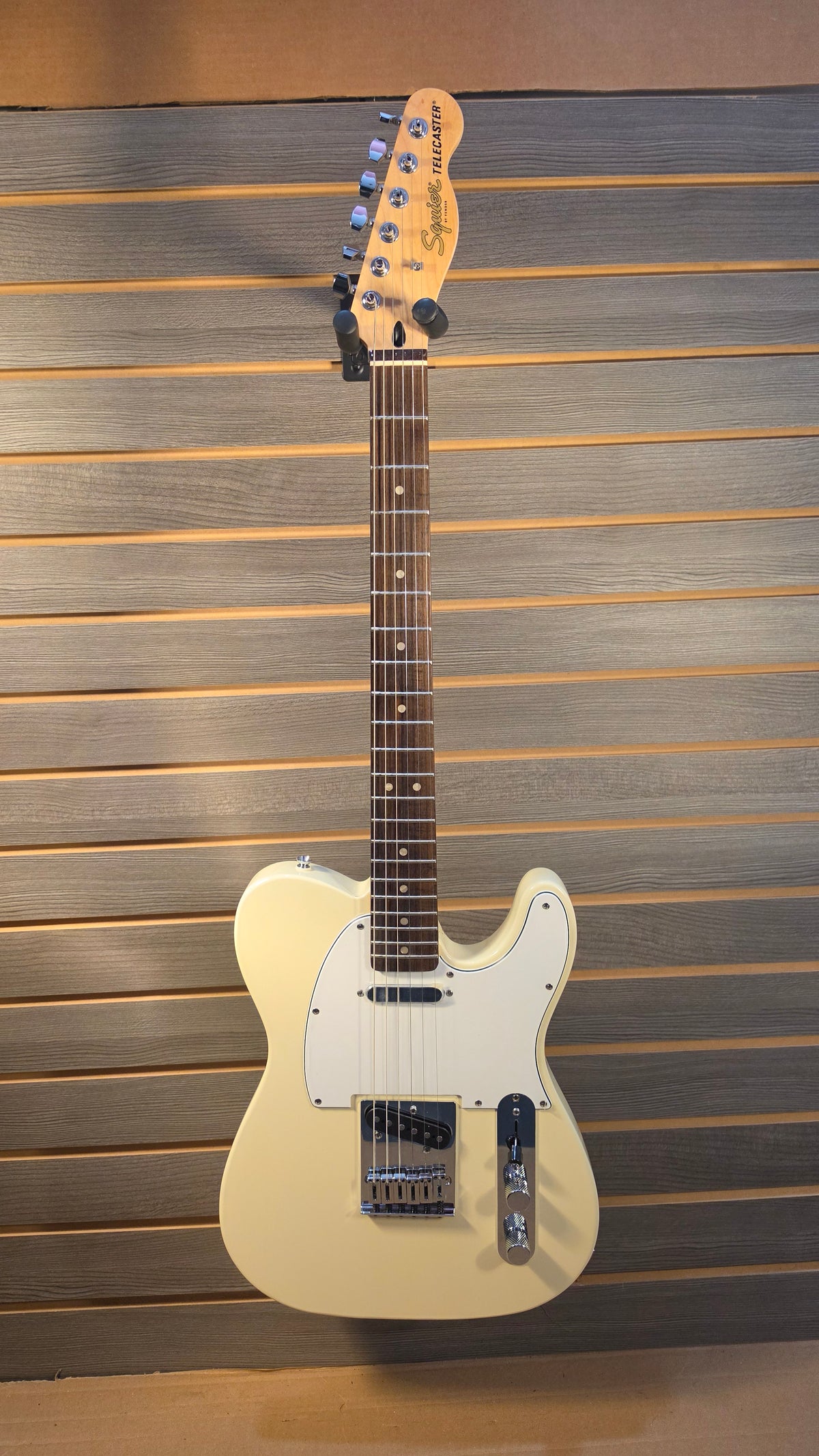 "USED" Fender Tele Squier AFF Olympic White