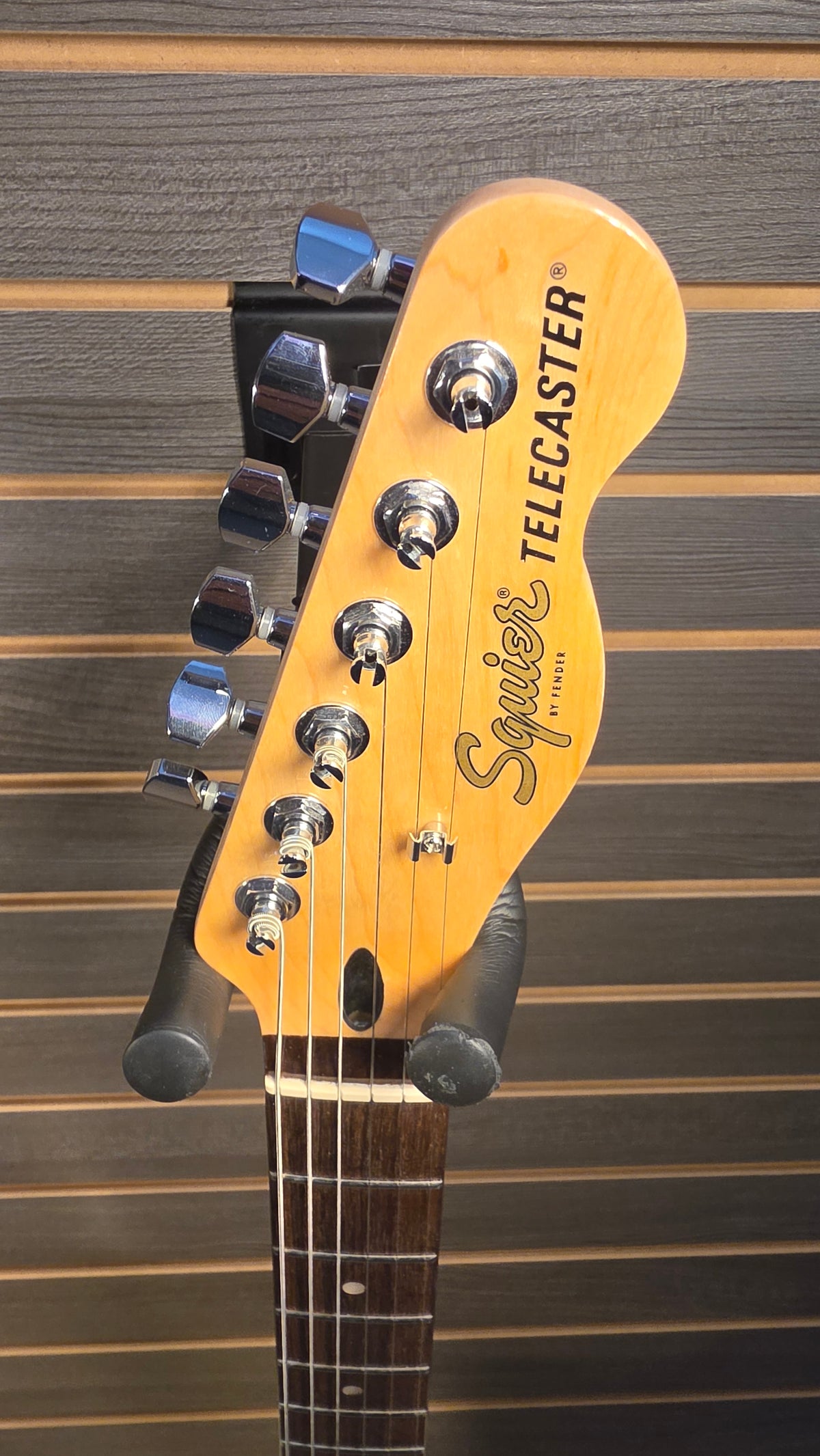 "USED" Fender Tele Squier AFF Olympic White